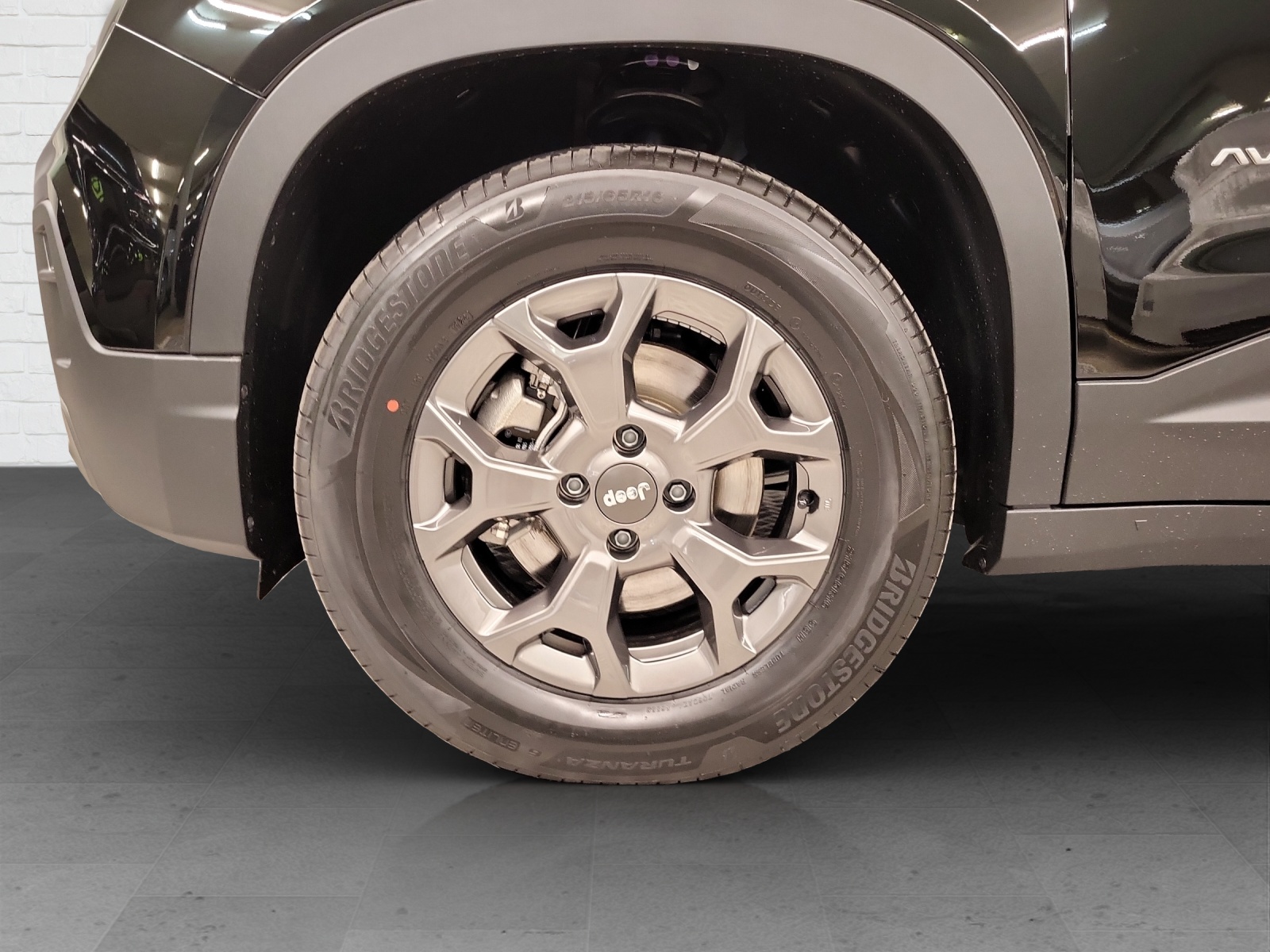 JEEP Avenger 1.2 MHEV Longitude Black Kite-image-5