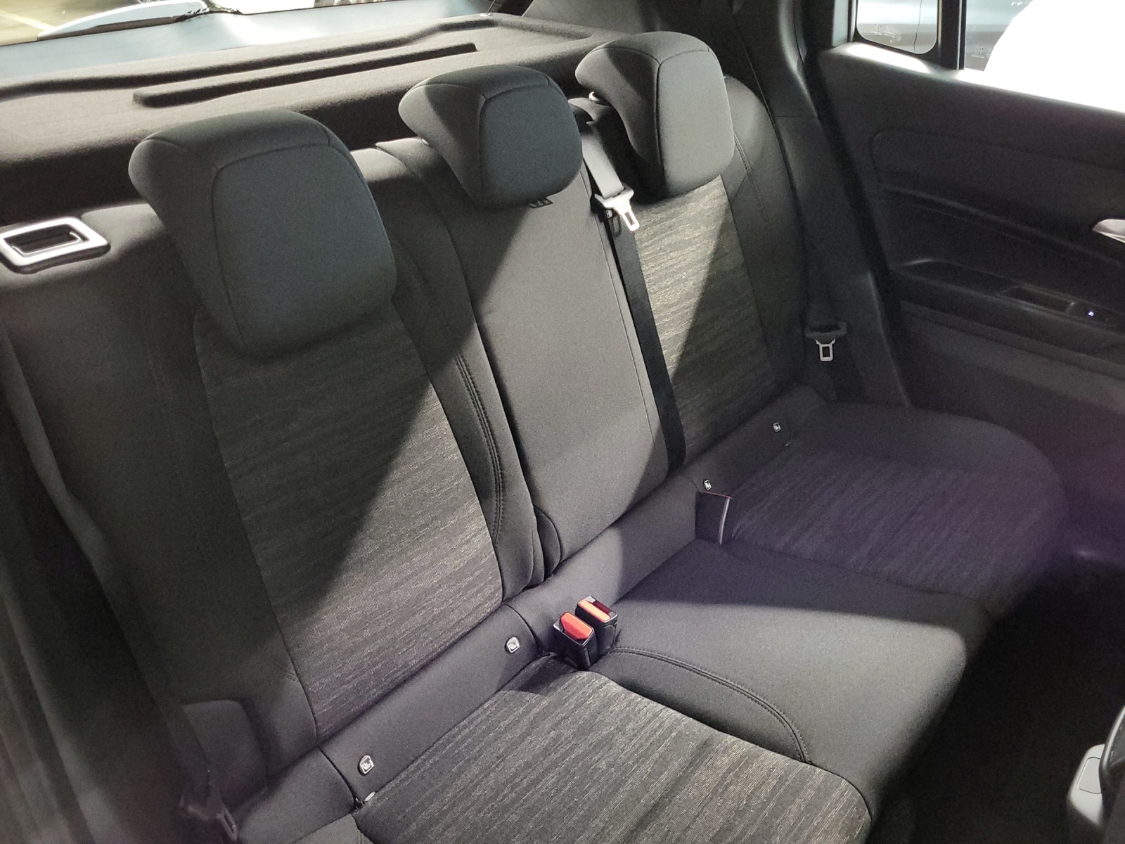 JEEP Avenger 1.2 MHEV Longitude Black Kite-image-9