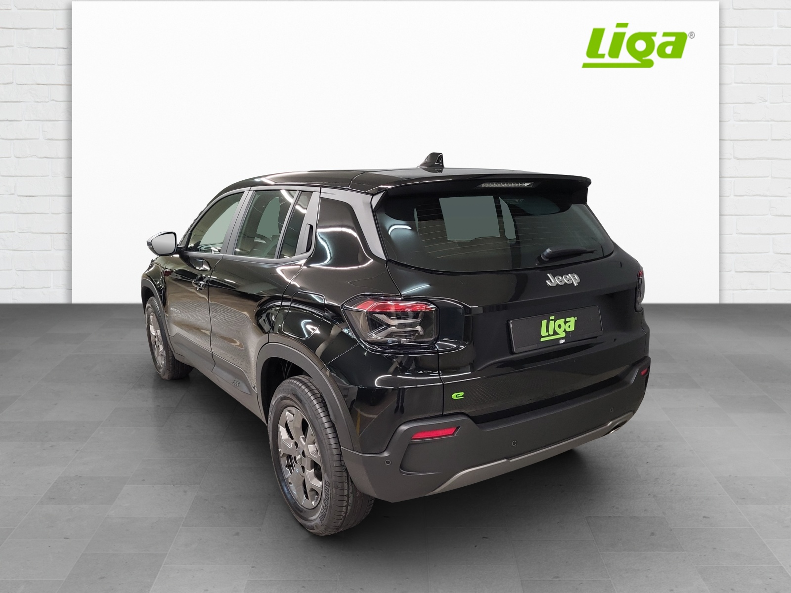 JEEP Avenger 1.2 MHEV Longitude Black Kite-image-3