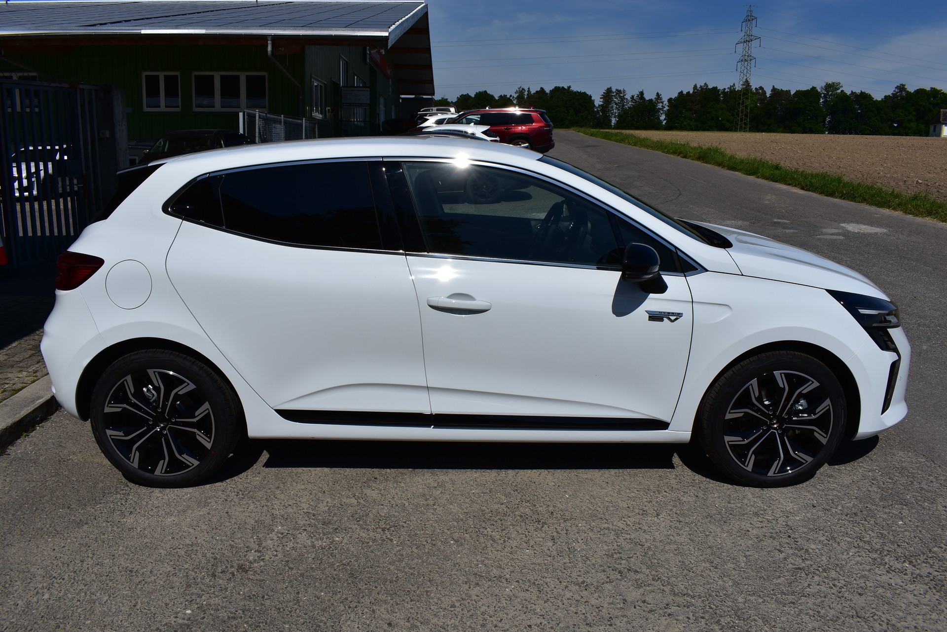 MITSUBISHI COLT 1.6 HEV Invite+-image-2