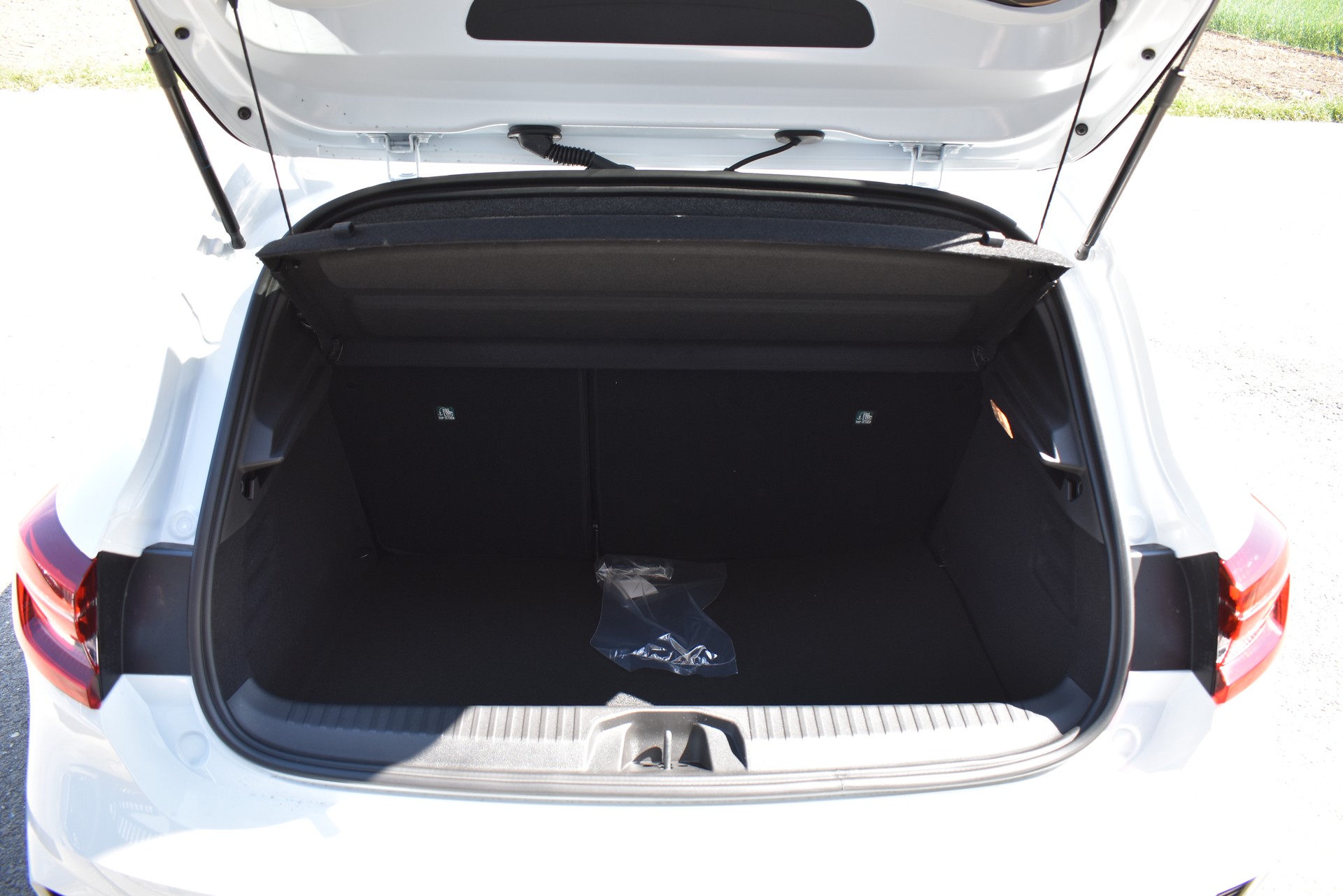 MITSUBISHI COLT 1.6 HEV Invite+-image-5