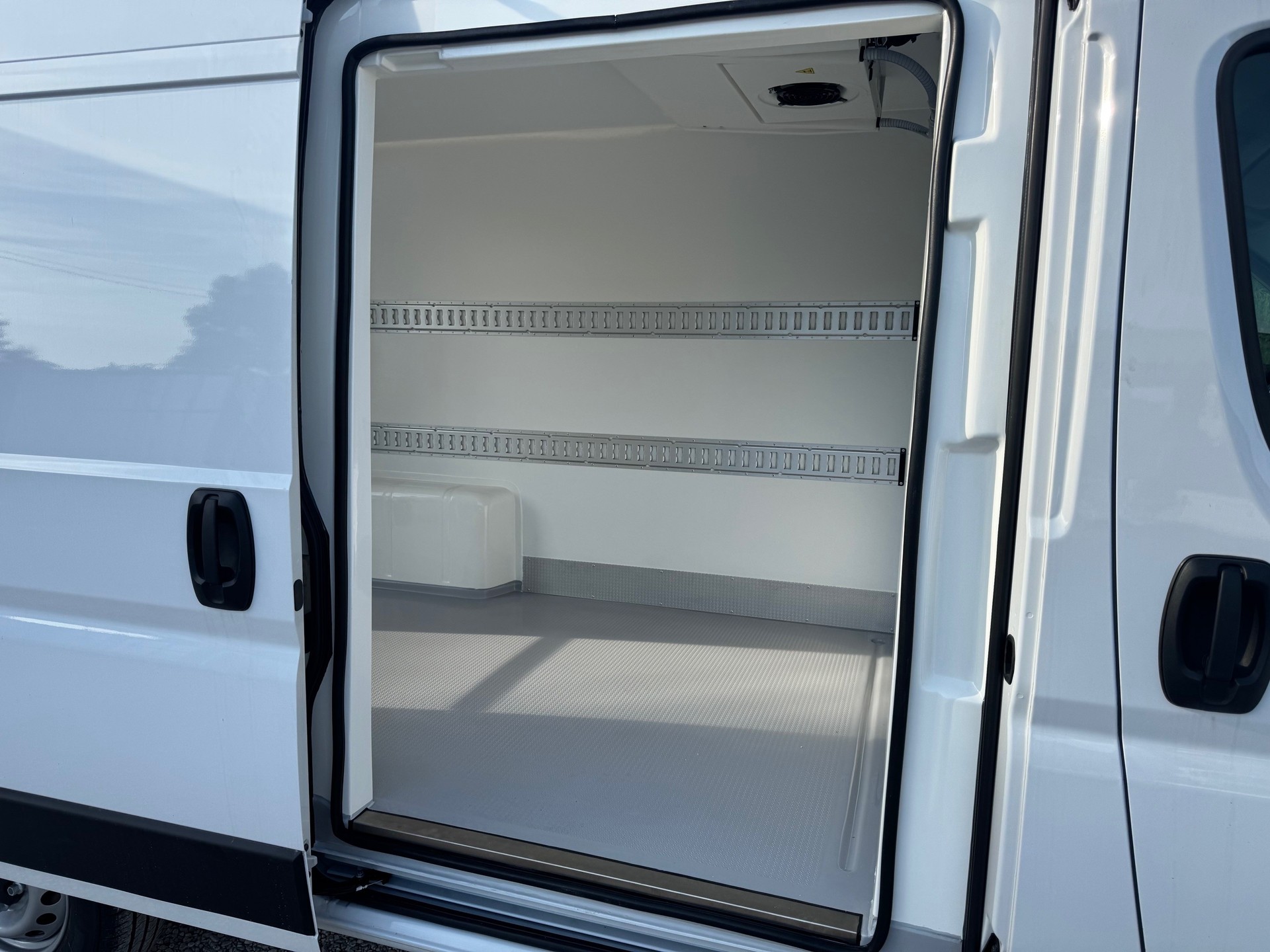 CITROEN L2H2 Automat mit Carrier Tk-Minus 20 Grad Kühlausbau mit Navigation u.s.w-image-7