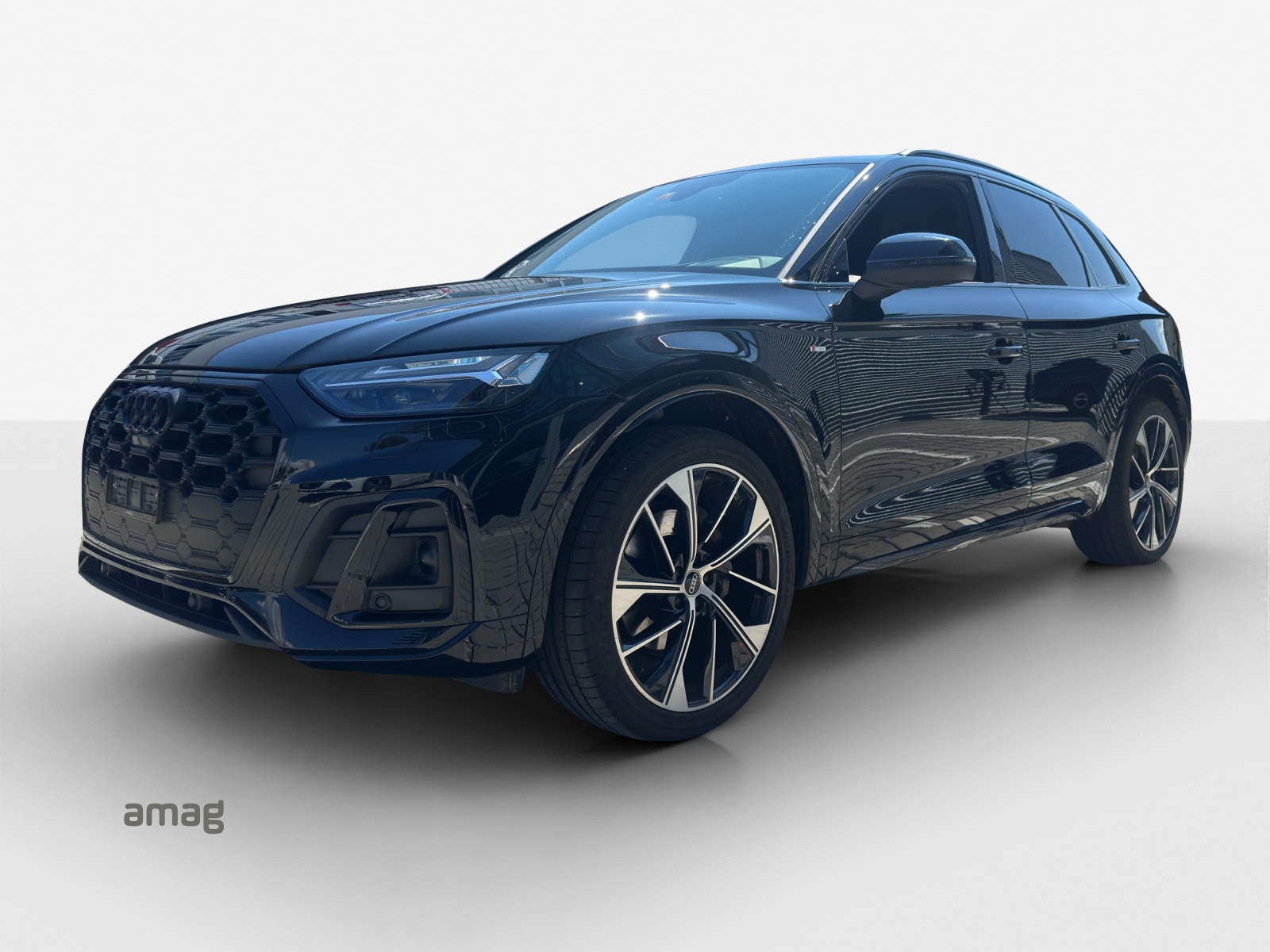 AUDI Q5 45 TFSI Black Edition quattro S-tronic-image-0