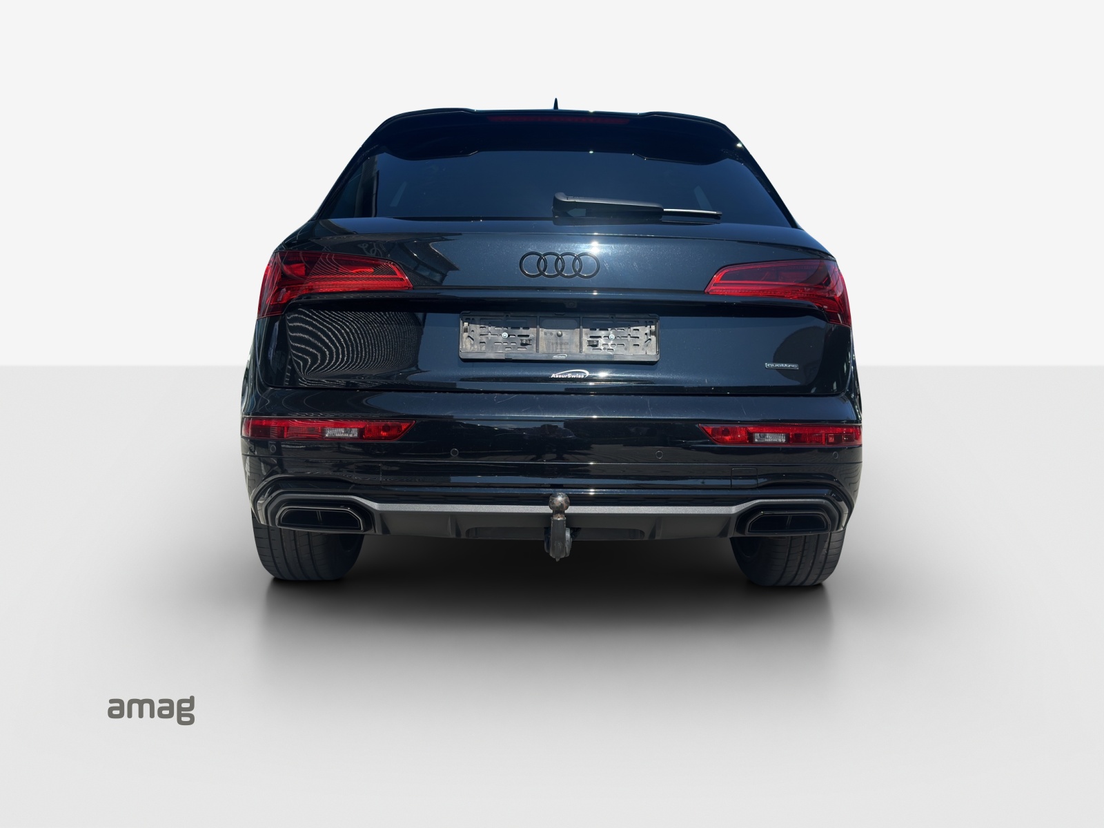 AUDI Q5 45 TFSI Black Edition quattro S-tronic-image-3