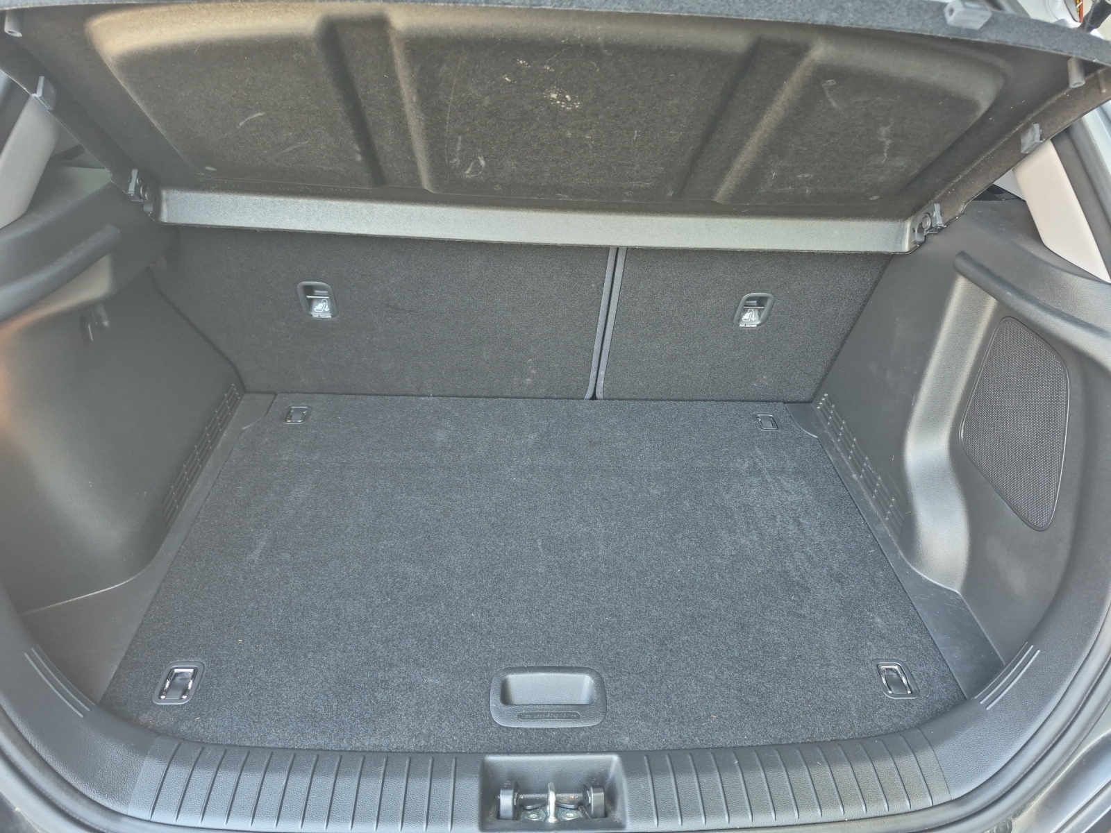 HYUNDAI Kona Electric Amplia-image-9