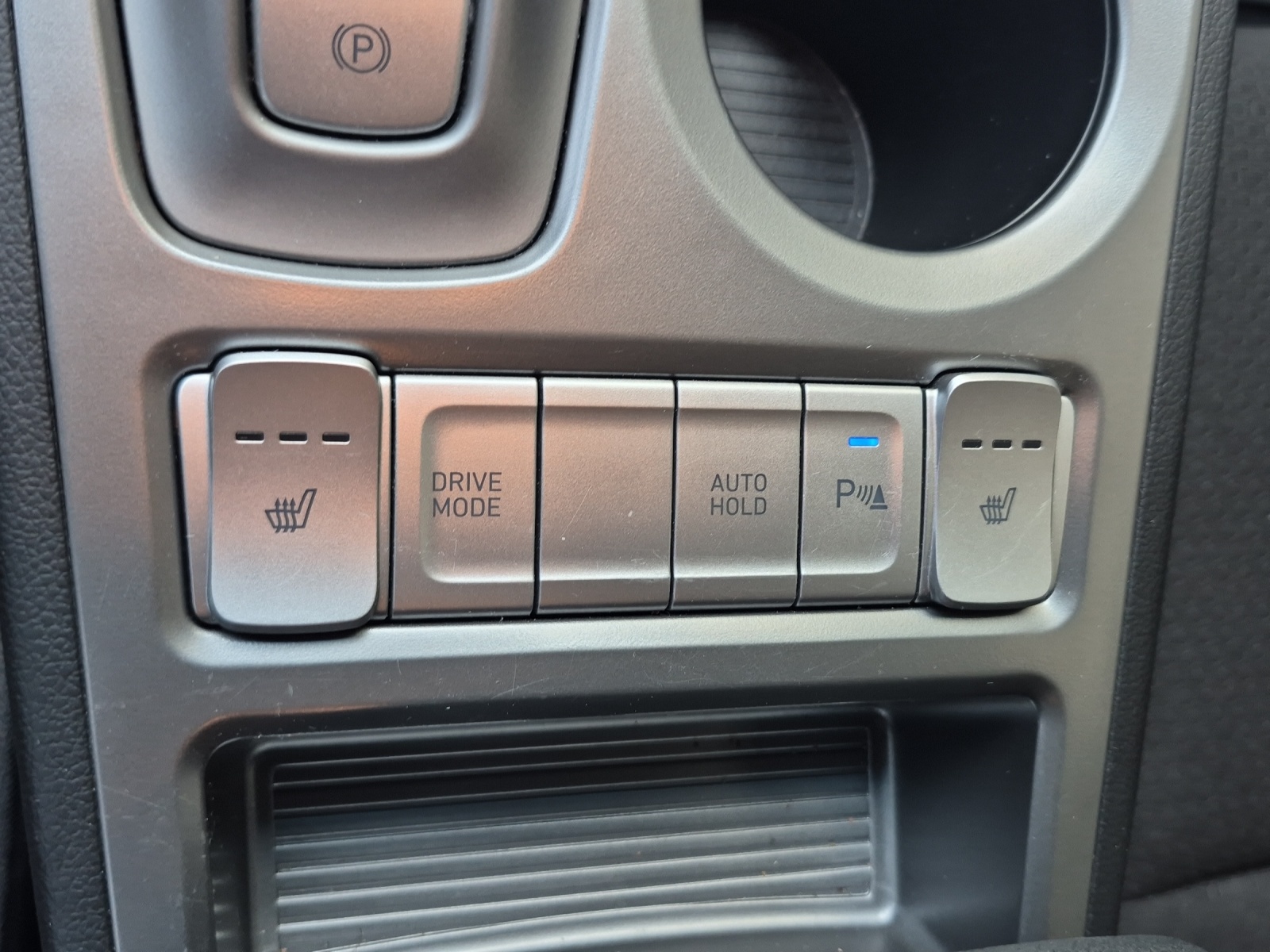 HYUNDAI Kona Electric Amplia-image-15