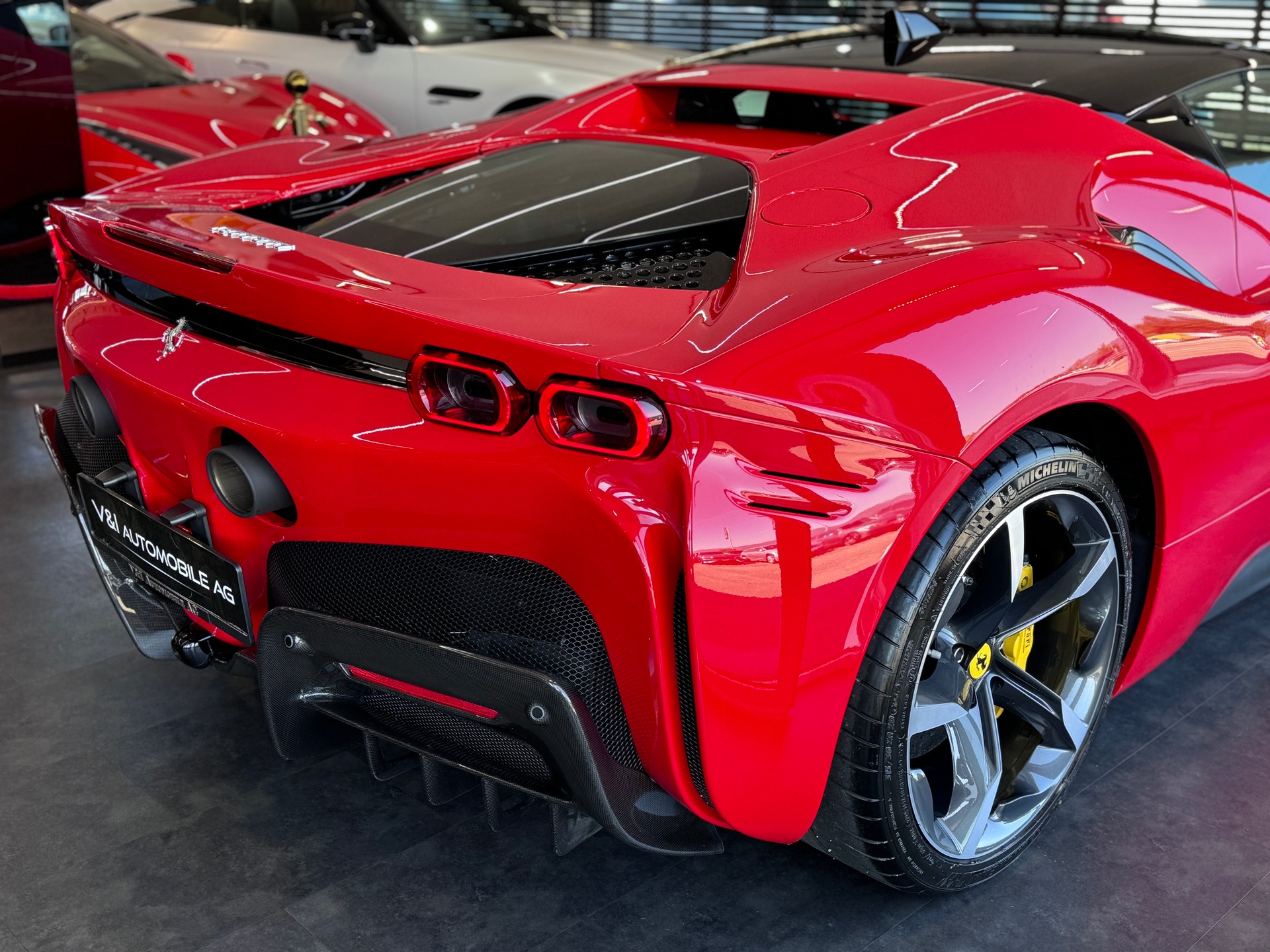 FERRARI SF90 Stradale-image-11