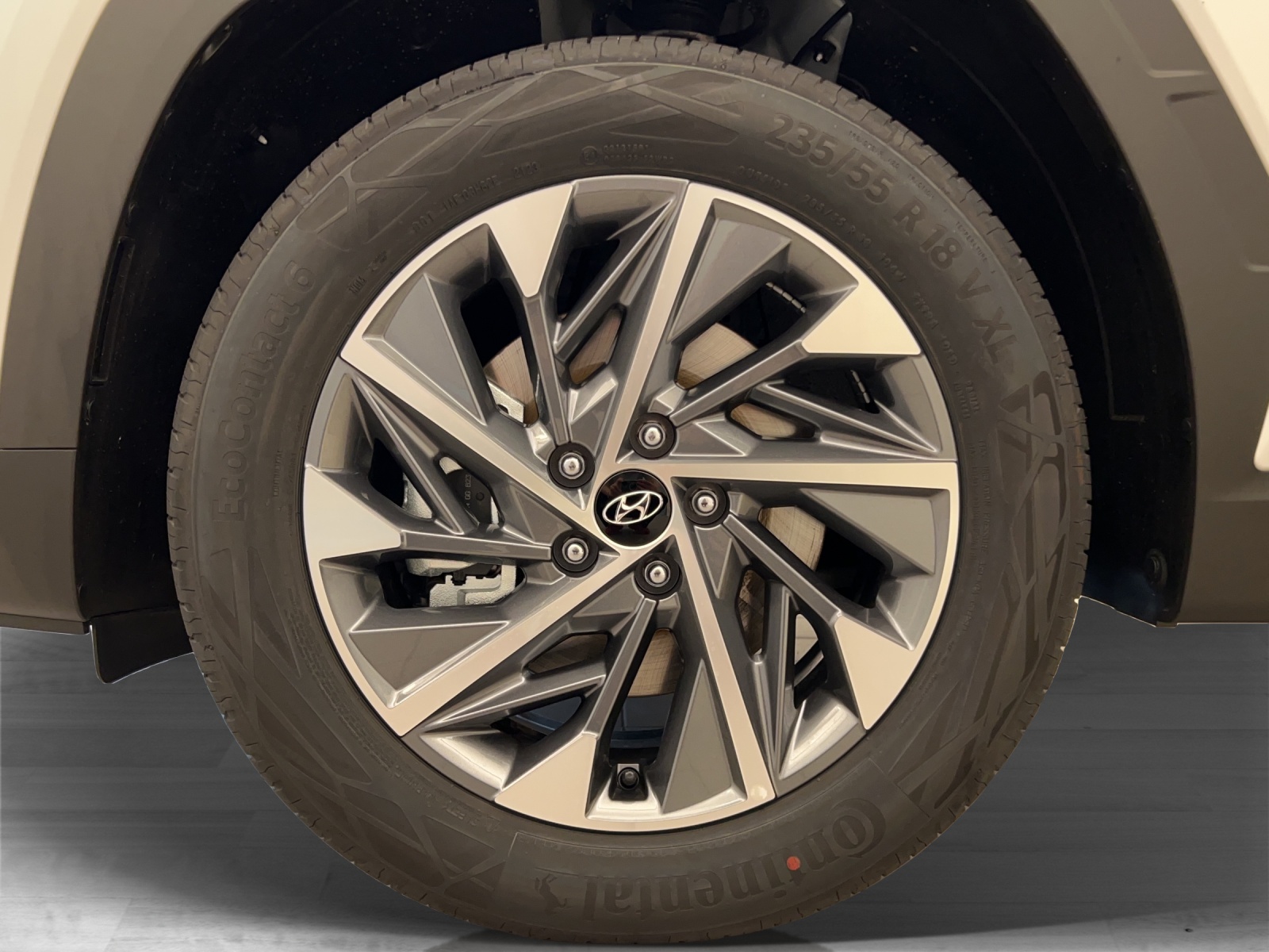 HYUNDAI Tucson 1.6 T-GDi Amplia 4WD-image-9