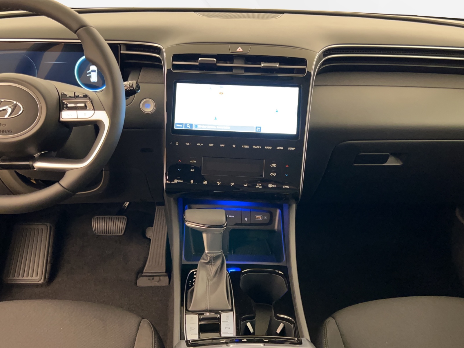 HYUNDAI Tucson 1.6 T-GDi Amplia 4WD-image-8