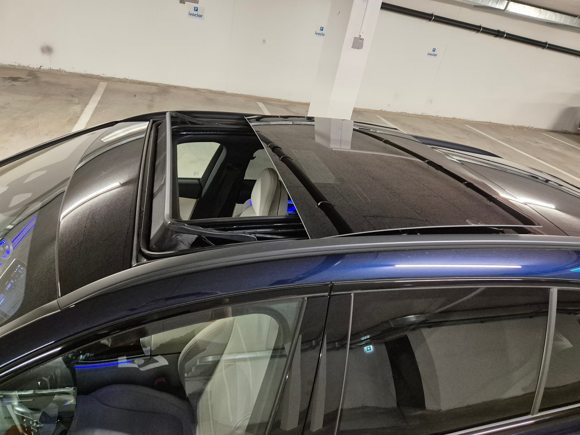 MERCEDES-BENZ C 220 d T-image-15
