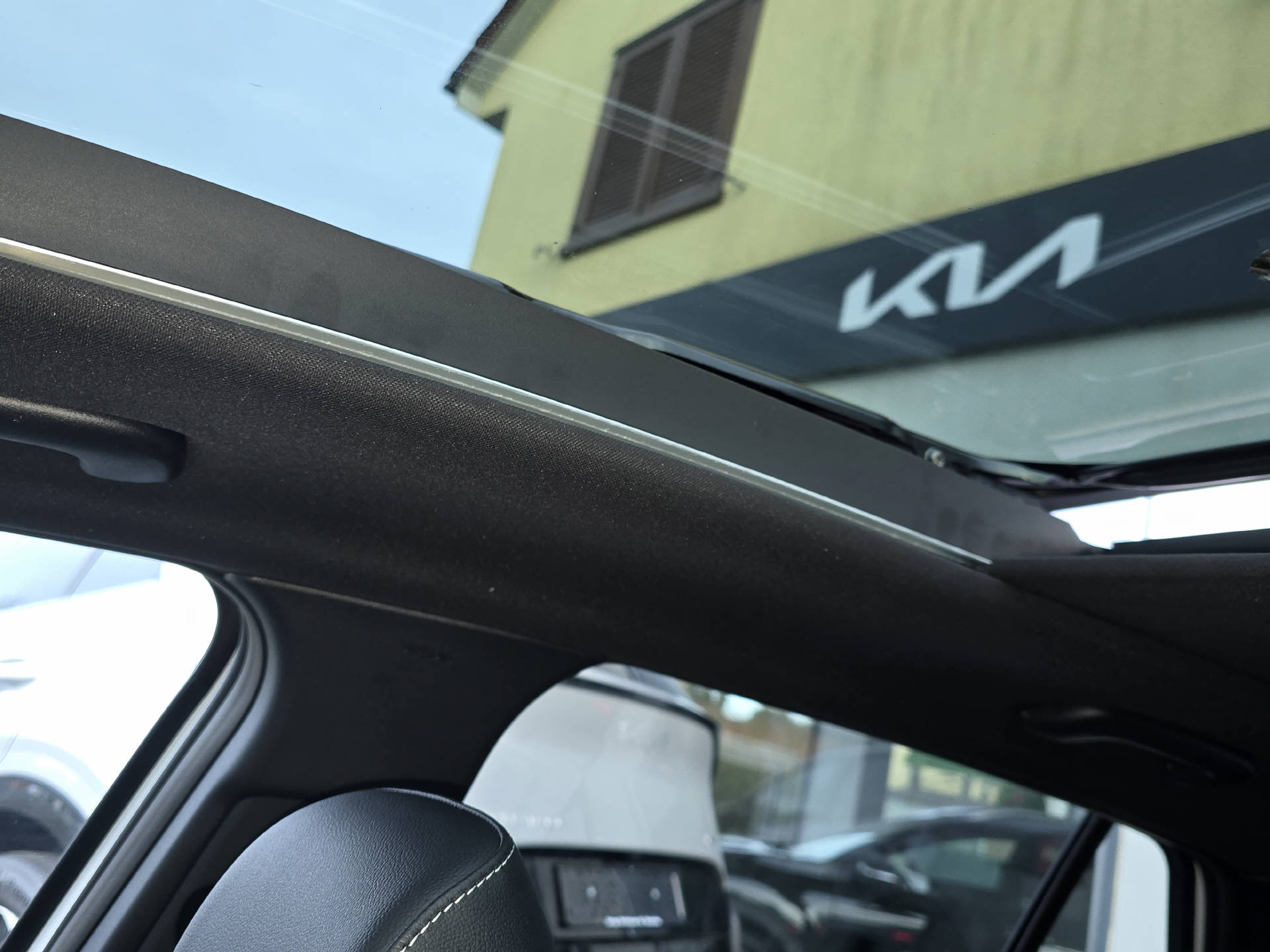 KIA Sportage 1.6 T-GDi PHEV GT-Line-image-10