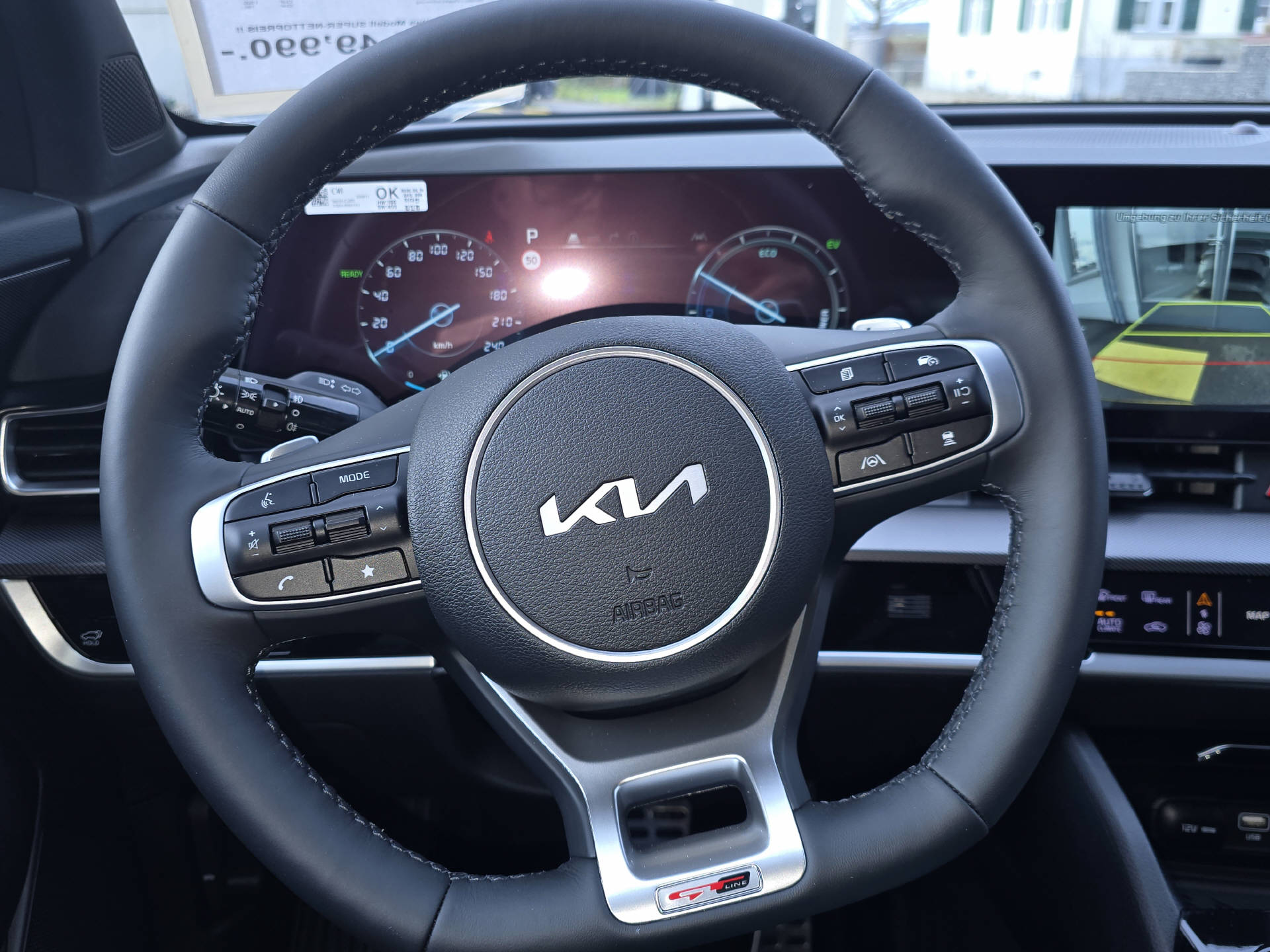 KIA Sportage 1.6 T-GDi PHEV GT-Line-image-13