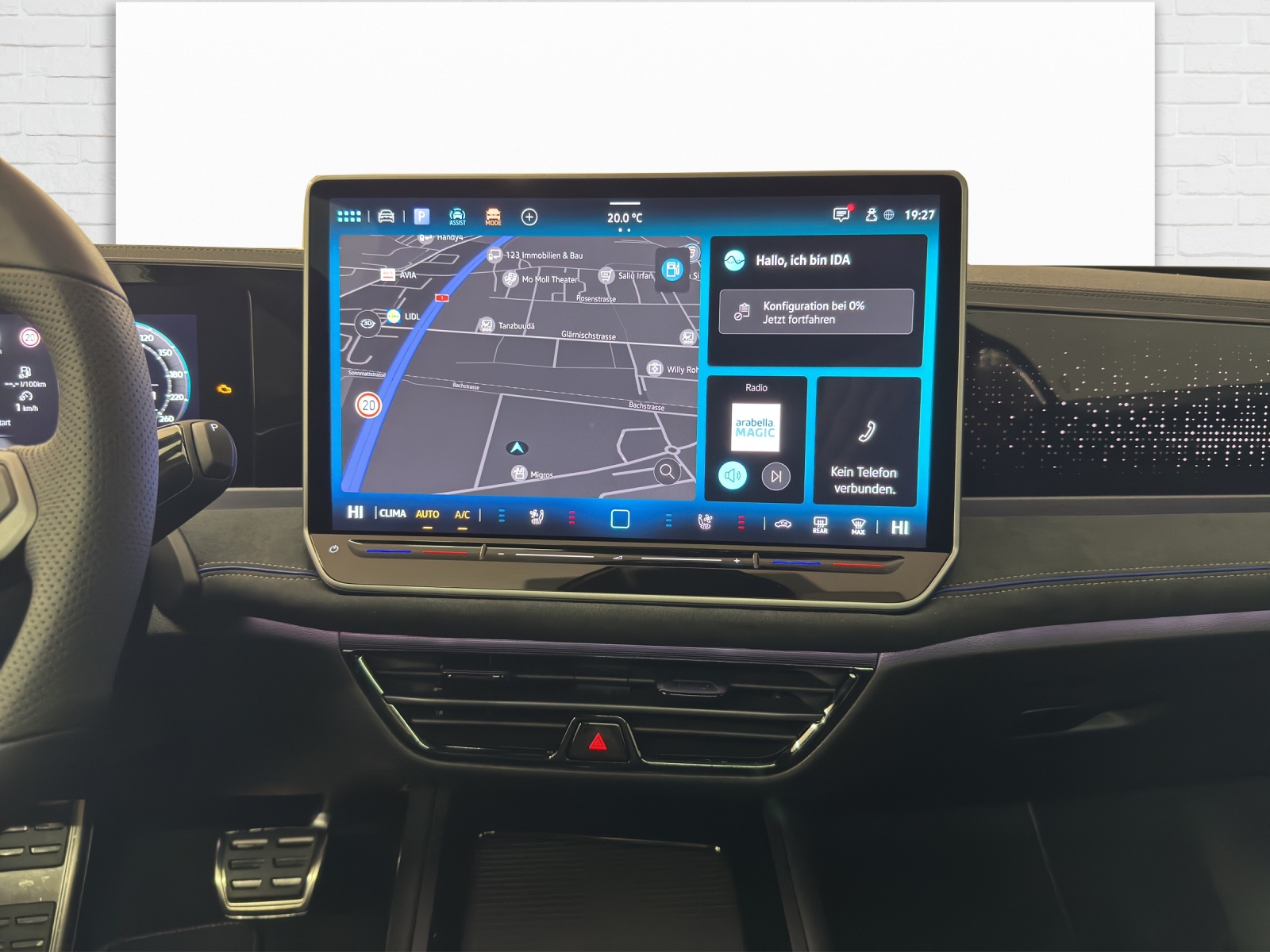 VW Passat Variant 2.0 TSI R-Line DSG 4motion-image-8