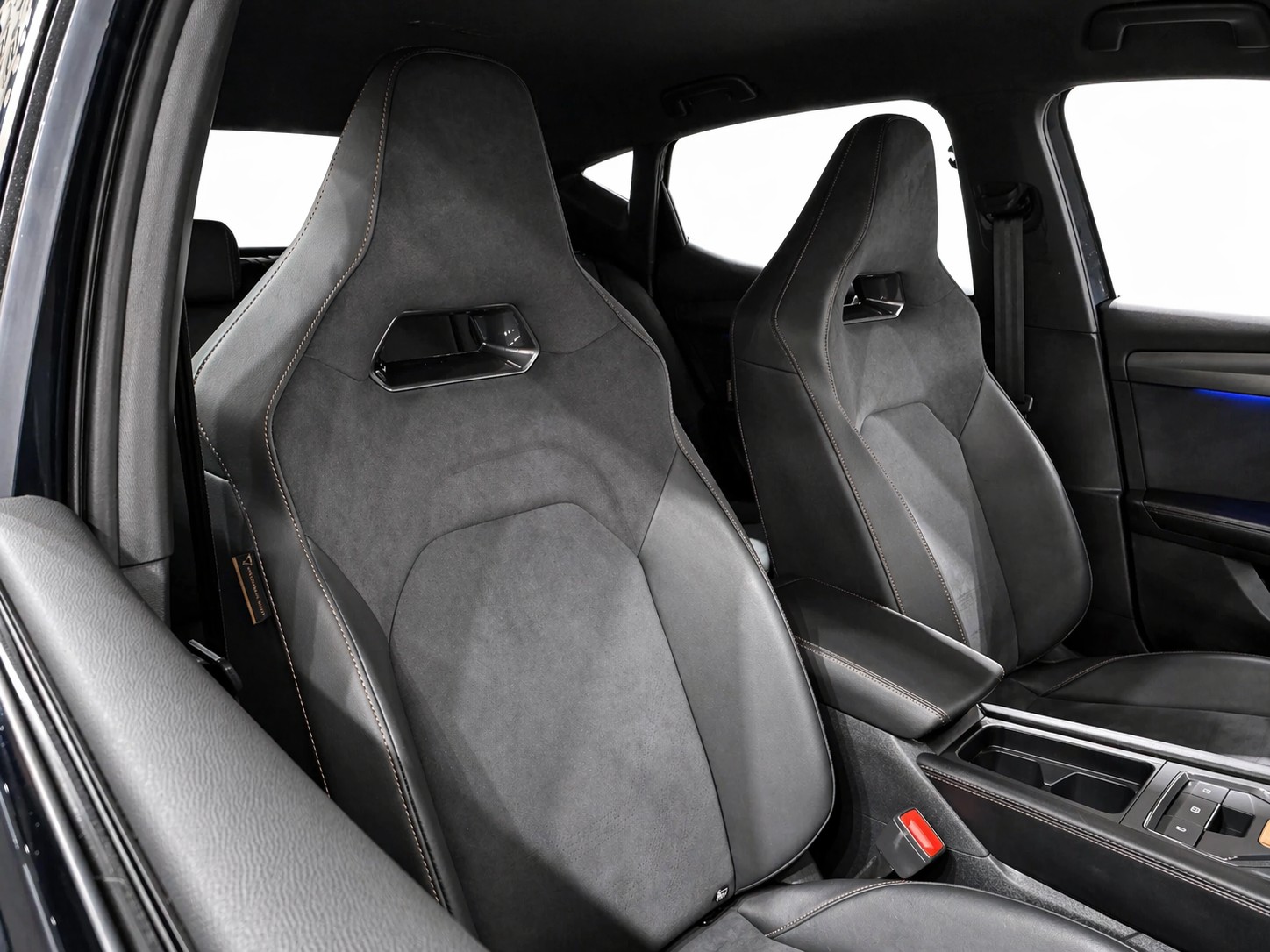 CUPRA LEON 2.0 TSI VZ DSG * Sennheiser * Garantie *-image-11