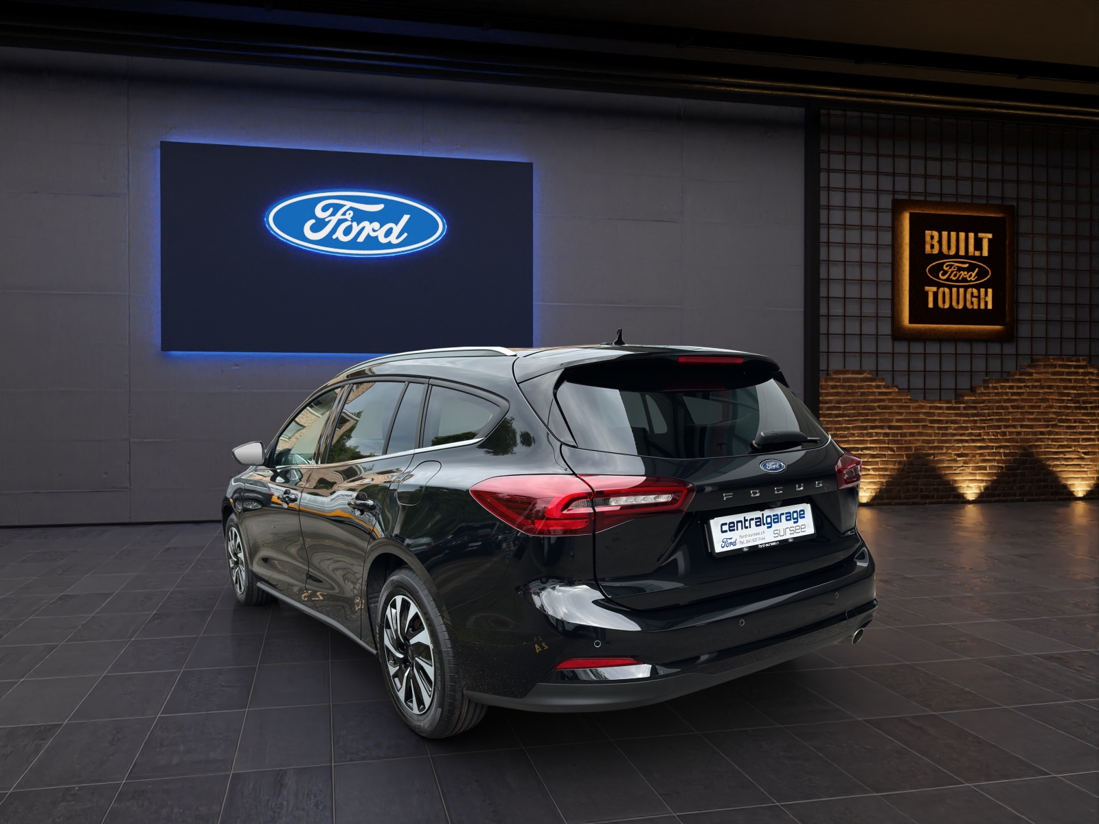 FORD Focus Kombi 1.0i EcoBoost Hybrid 155 PS Titanium X AUTOMAT-showroom-element-2