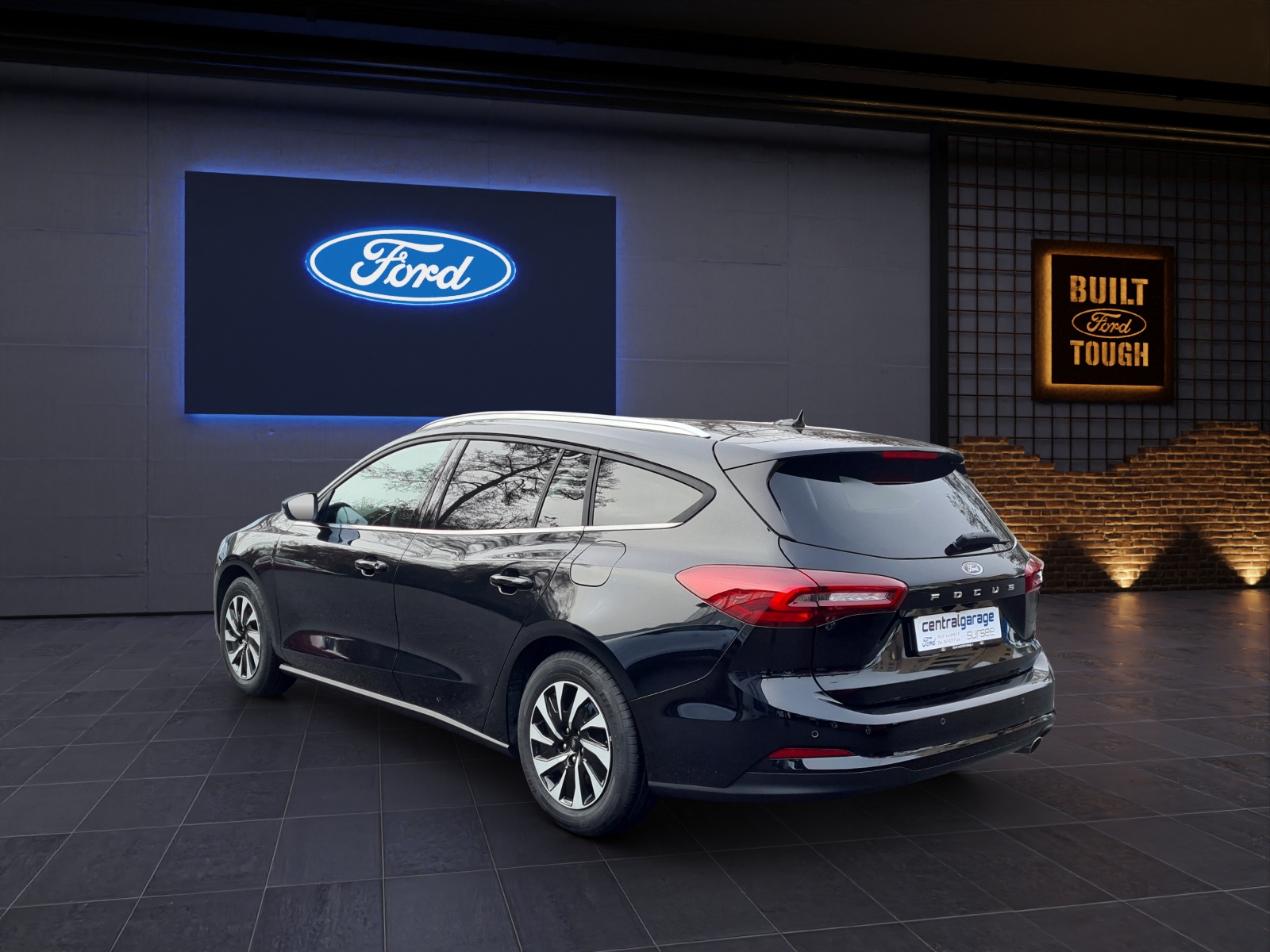 FORD Focus Kombi 1.0i EcoBoost Hybrid 155 PS Titanium X AUTOMAT-image-3