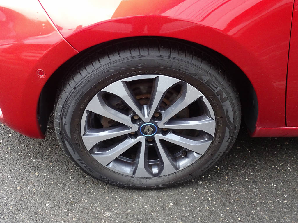 RENAULT Zoe R135 Intens BATTERIE INCLUSE-image-1