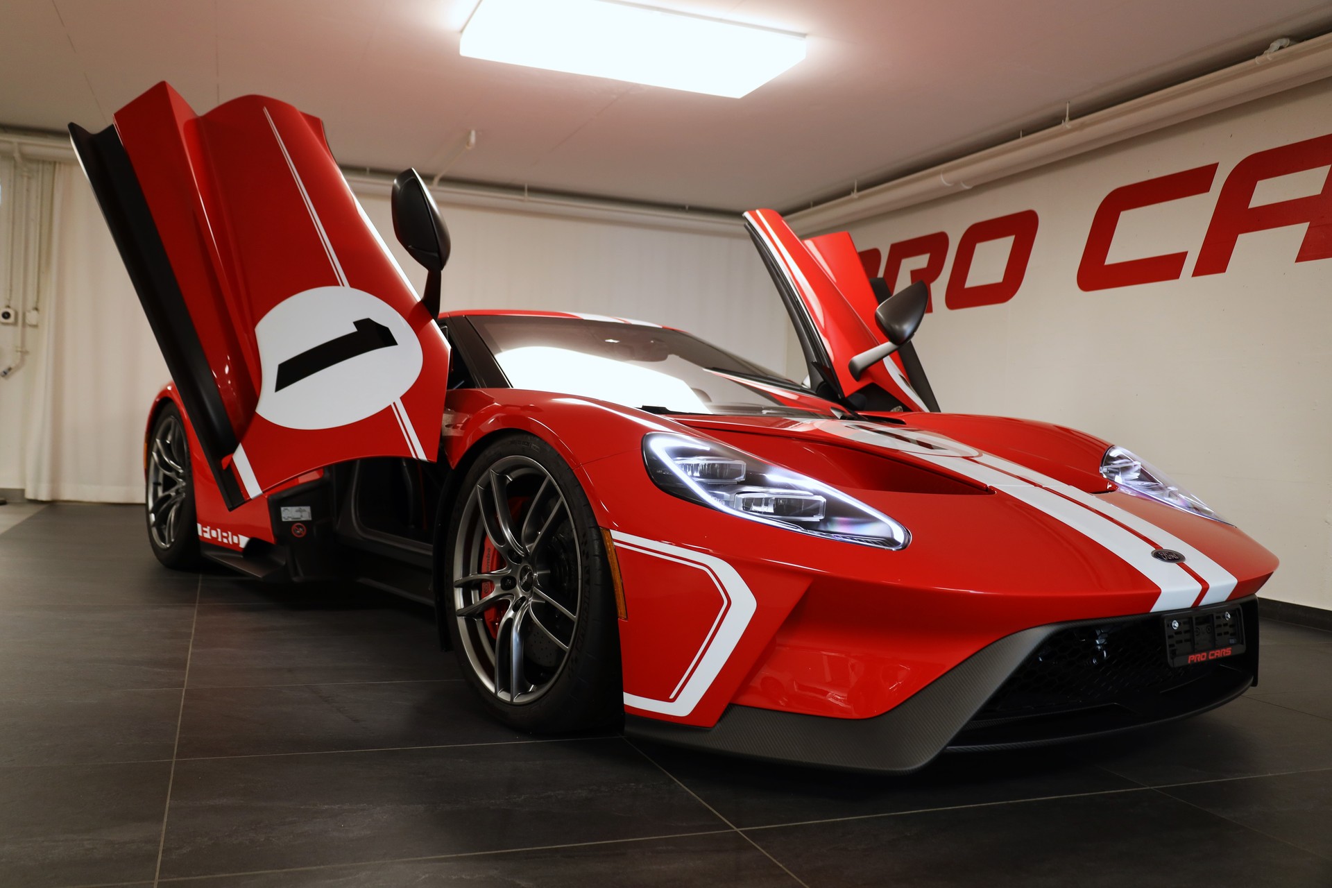 FORD GT '67 Heritage Edition-image-10