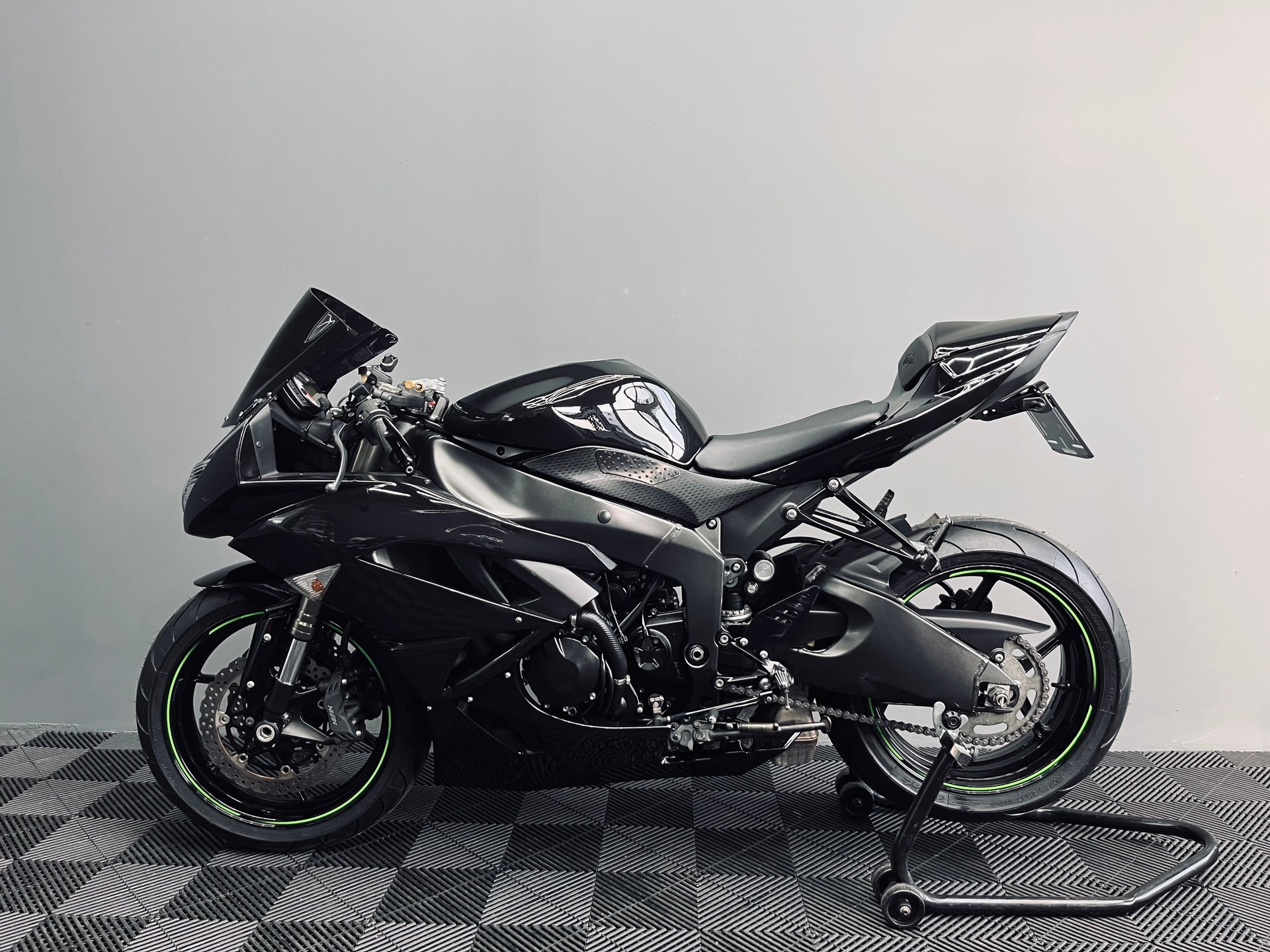 KAWASAKI Ninja ZX-6R-image-4