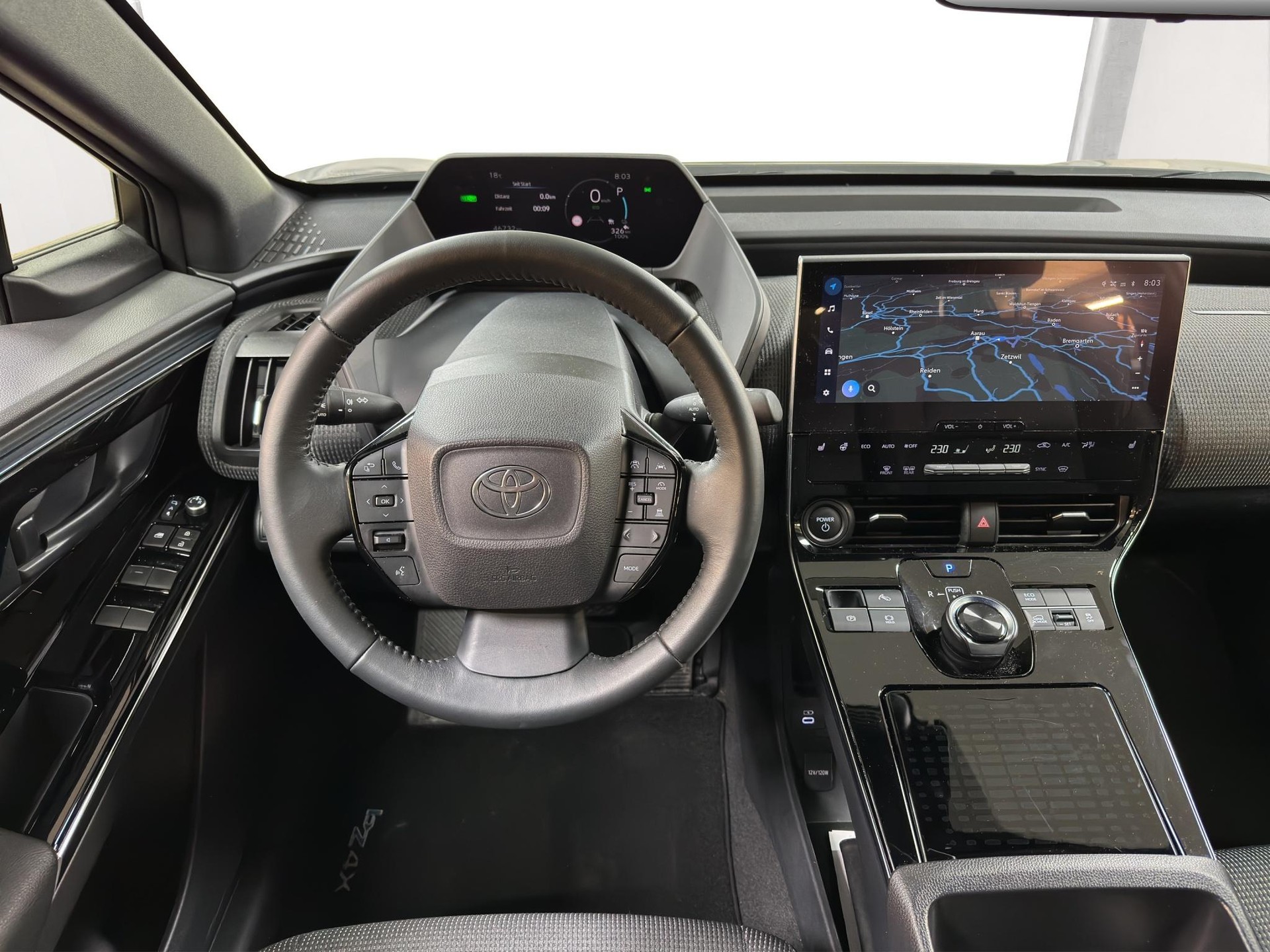 TOYOTA bZ4X Style 218PS 71.4kWh 11kW OBC 4x4-image-8