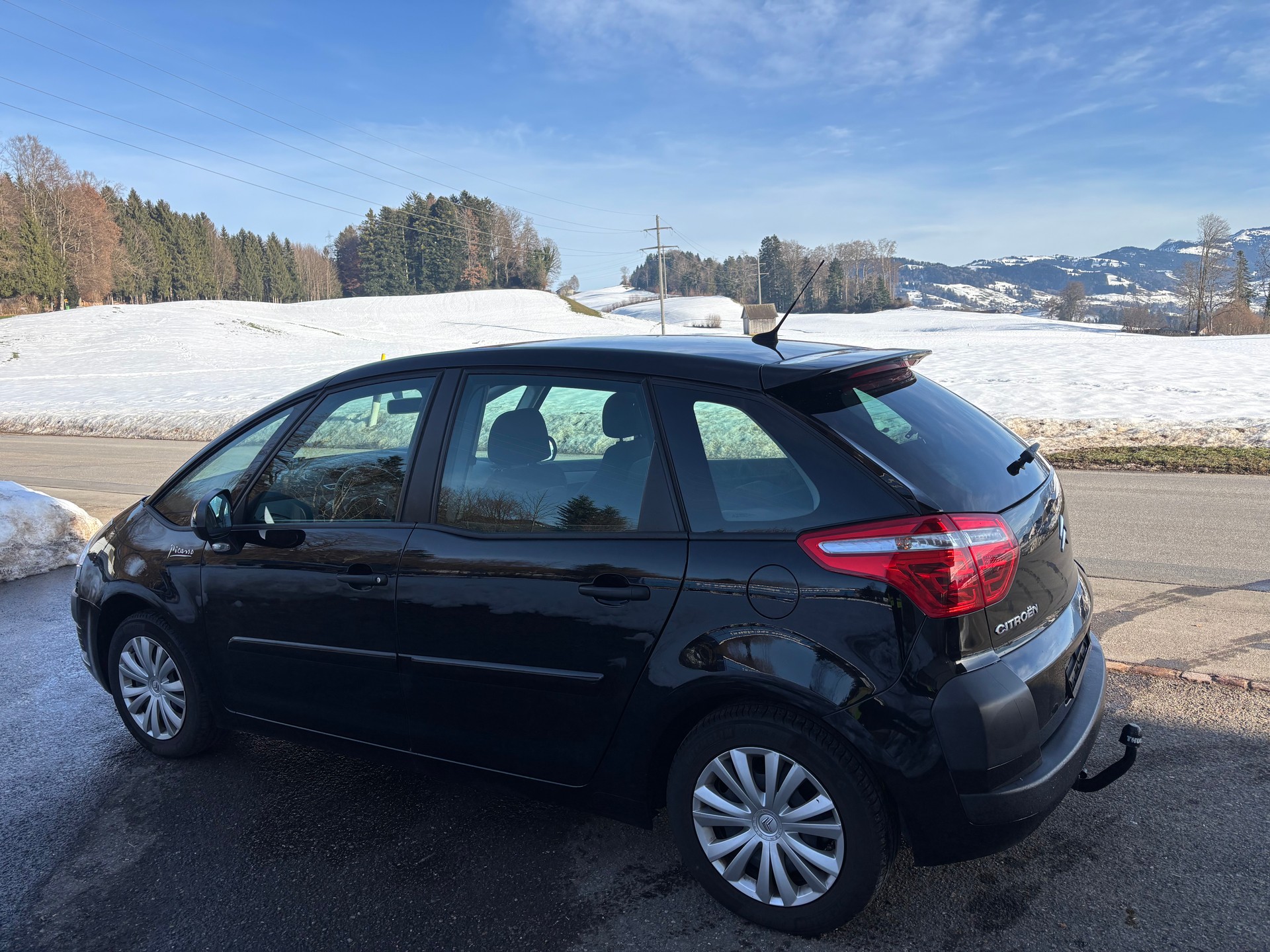 CITROEN C4 Picasso 1.6i 16V Essentiel-image-2