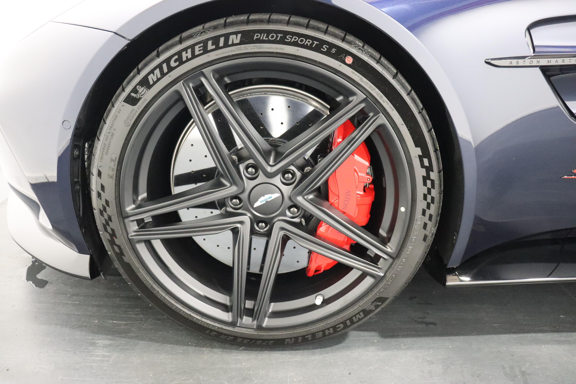 ASTON MARTIN V8 Vantage Roadster 4.0 S V8 Bi-Turbo-image-7