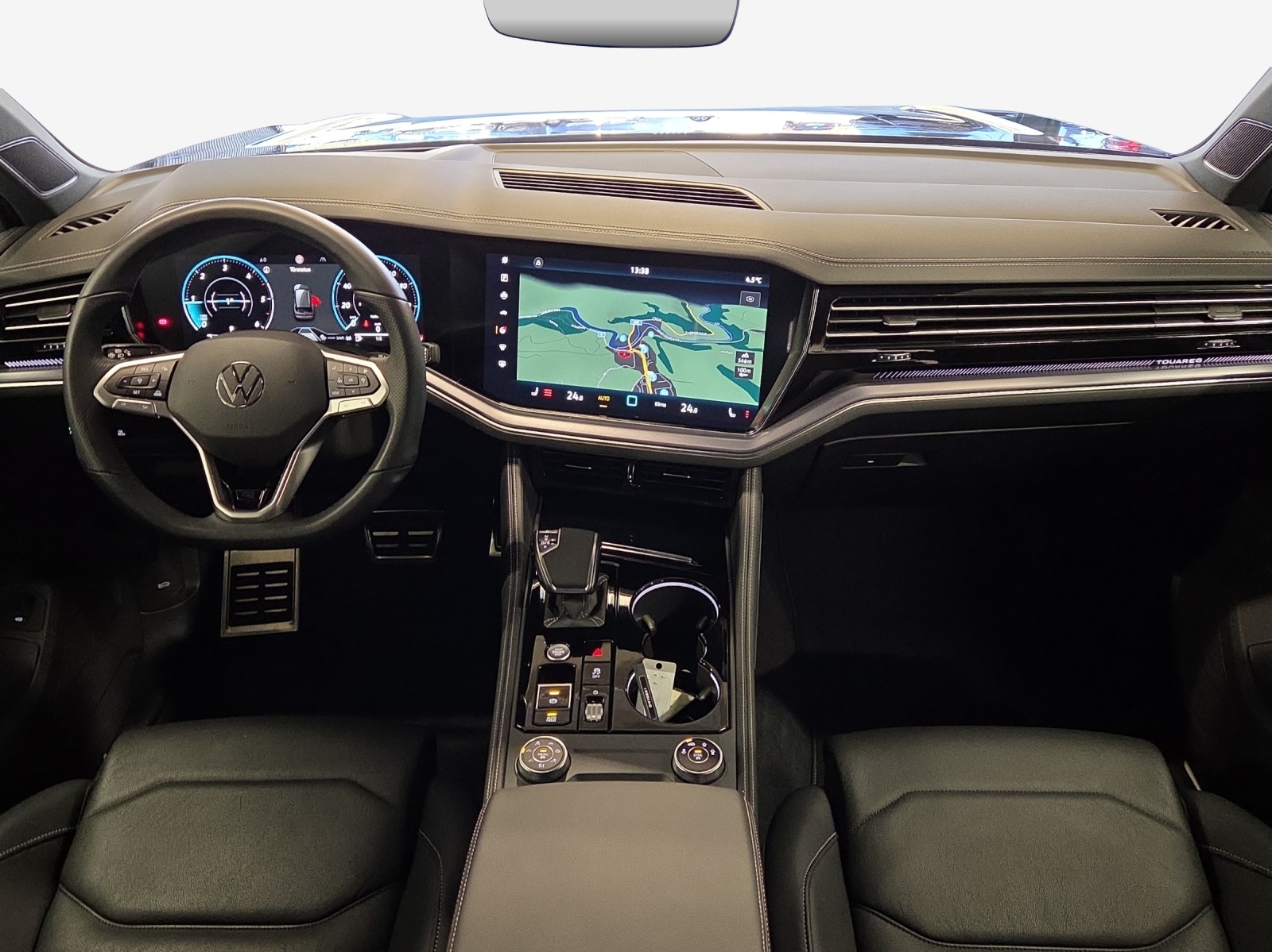 VW Touareg 3.0 TDI R-Line Tiptronic-image-8