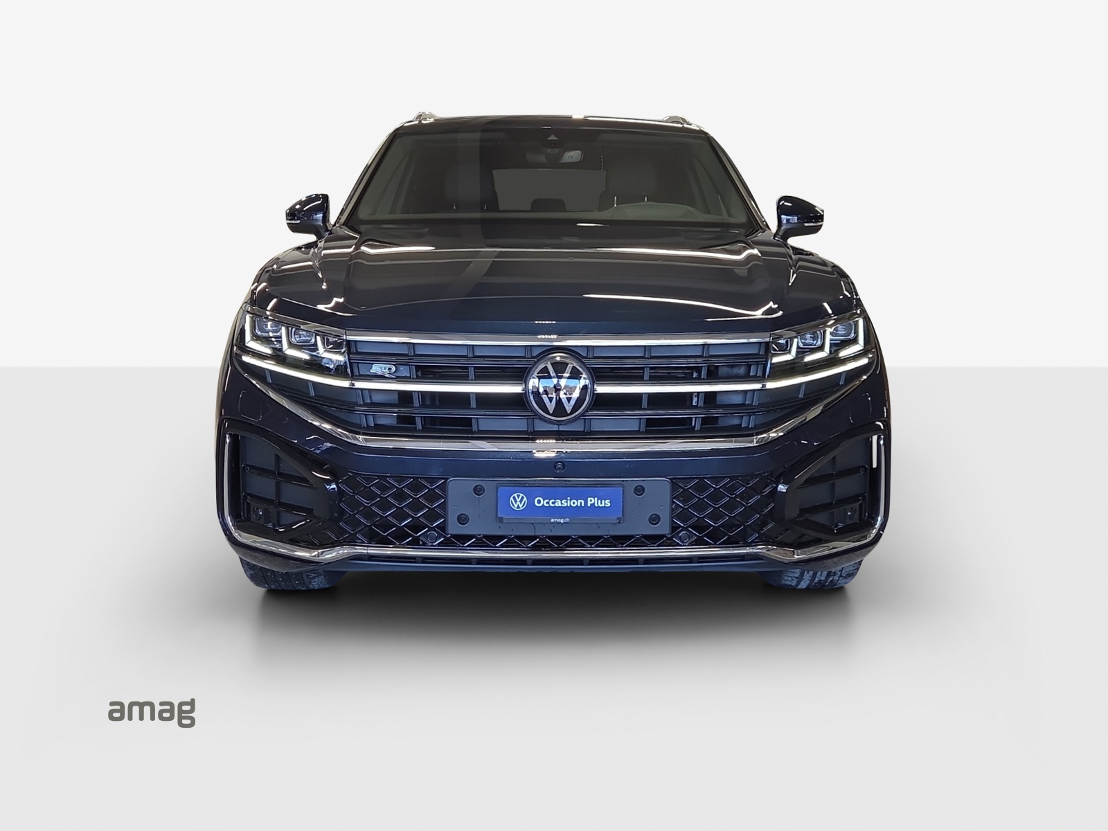 VW Touareg 3.0 TDI R-Line Tiptronic-image-6