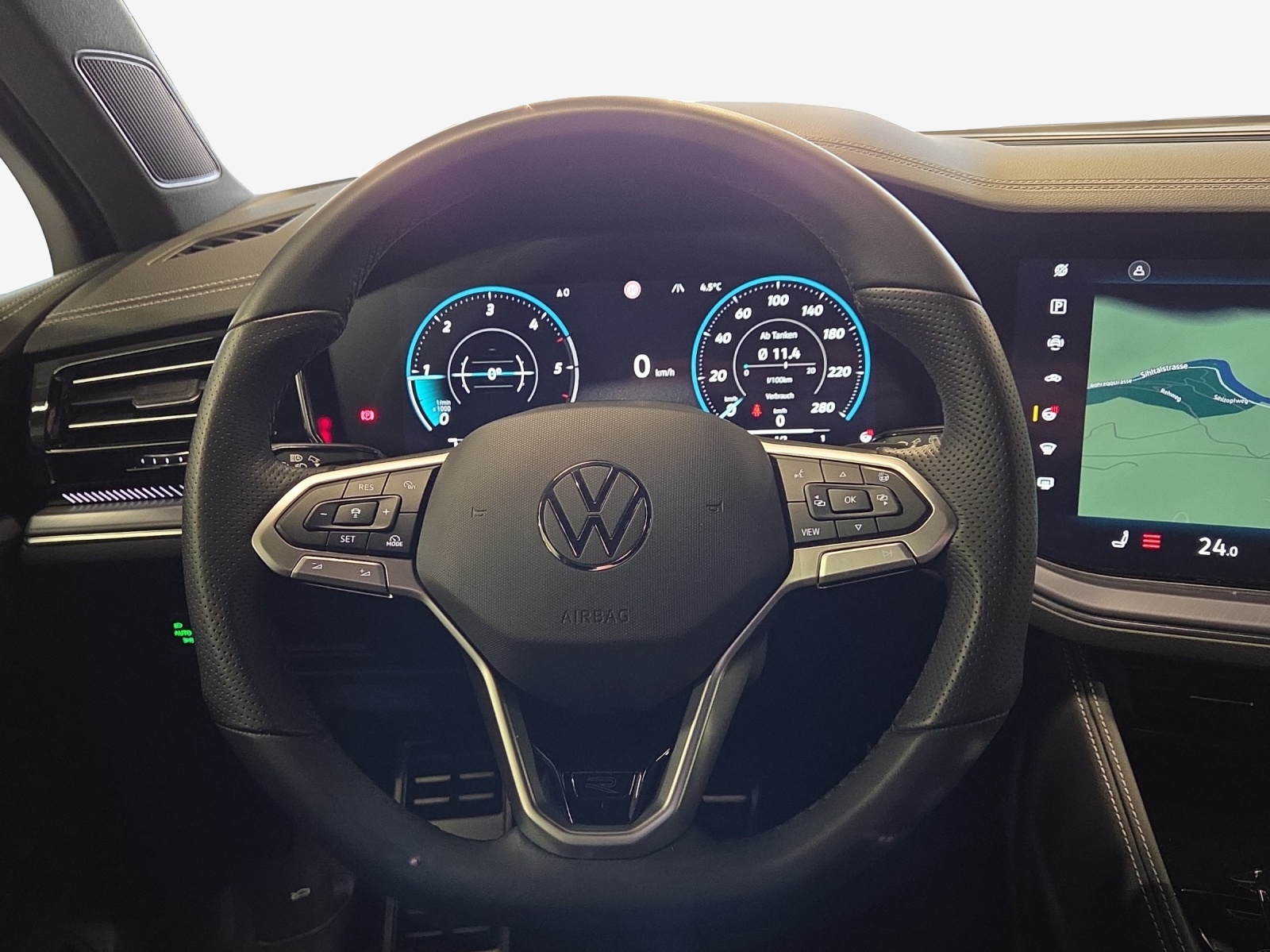 VW Touareg 3.0 TDI R-Line Tiptronic-image-9