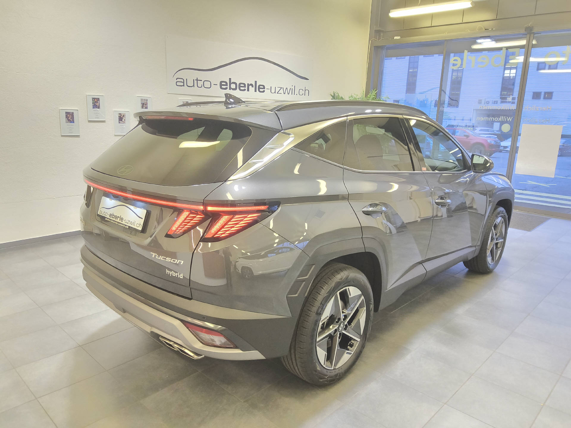 HYUNDAI Tucson 1.6 T-GDi HEV Amplia 4WD-image-8