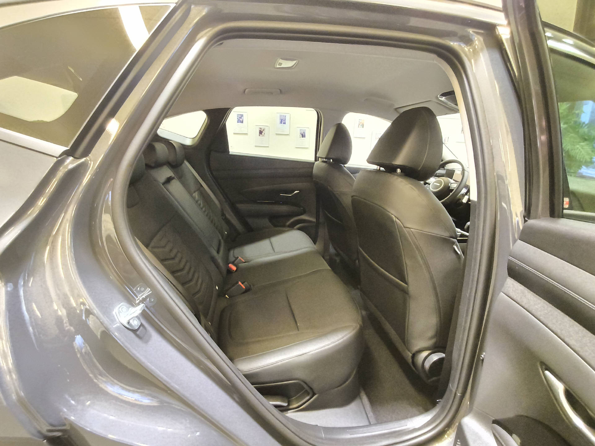 HYUNDAI Tucson 1.6 T-GDi HEV Amplia 4WD-image-16