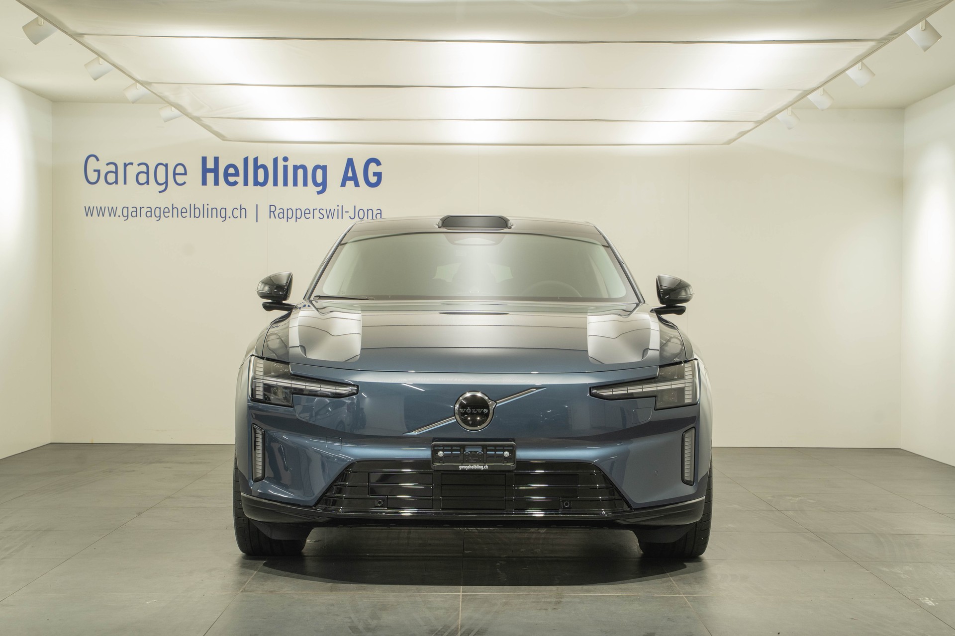VOLVO ES90 Ultra-image-1