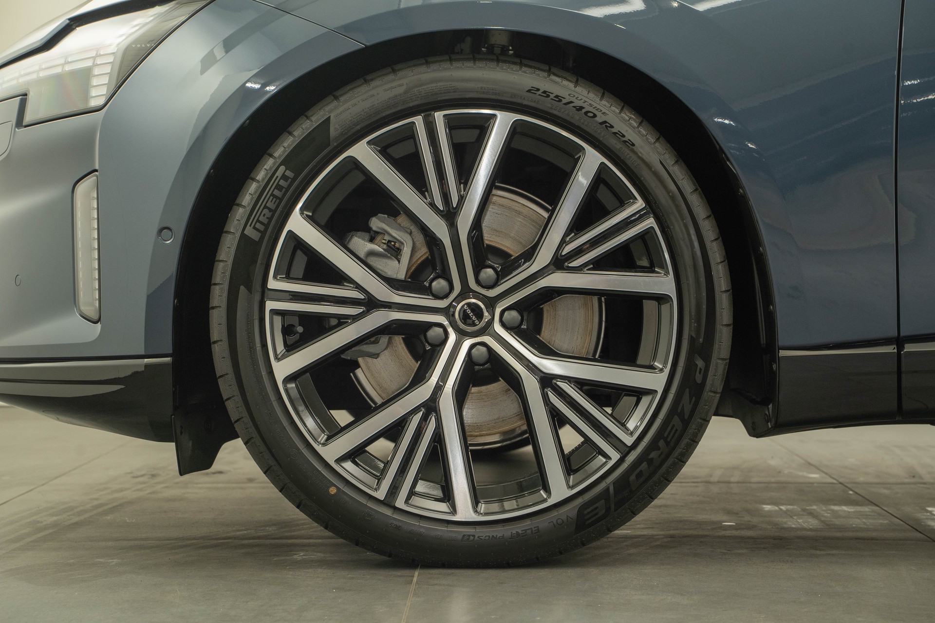 VOLVO ES90 Ultra-image-15