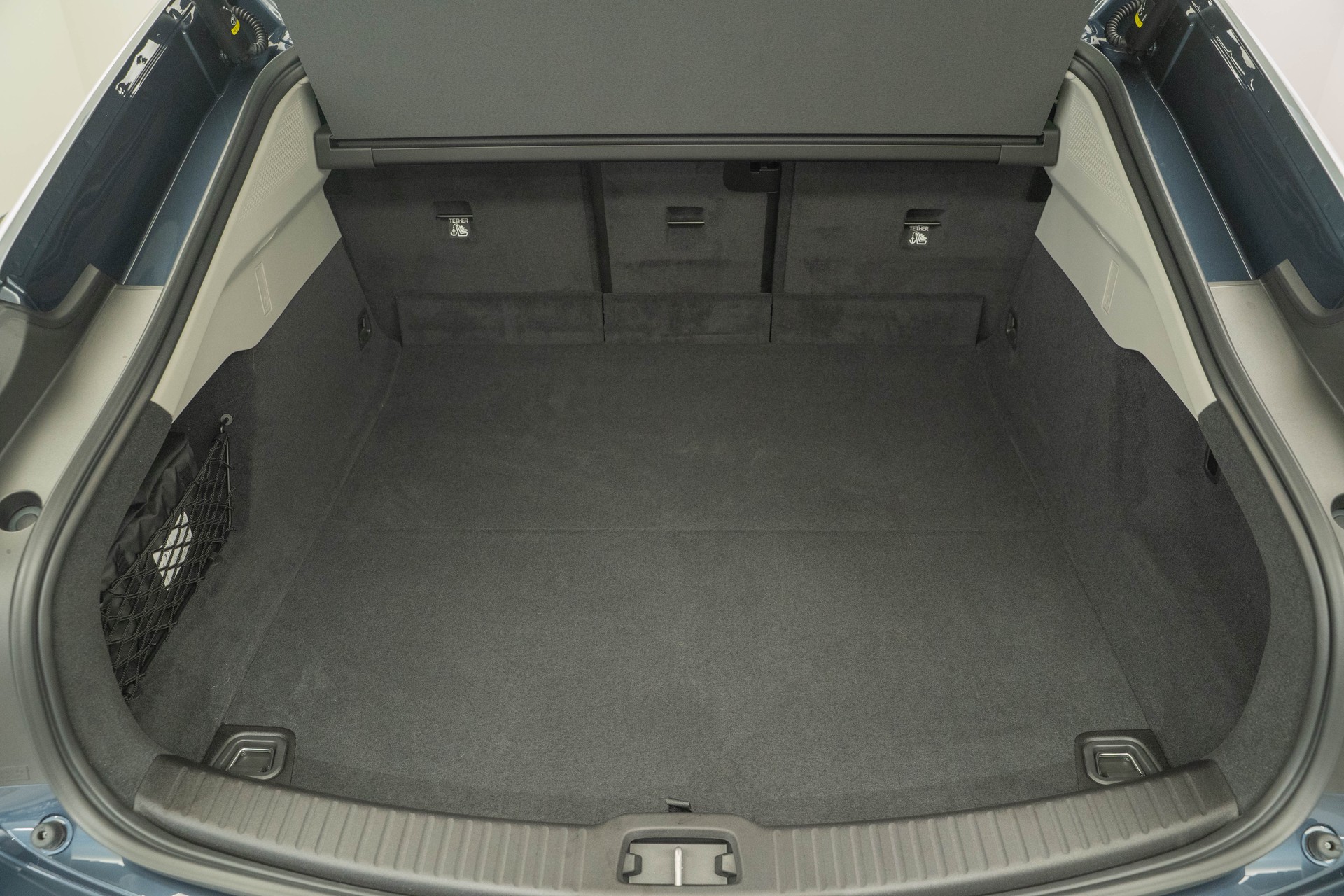VOLVO ES90 Ultra-image-4