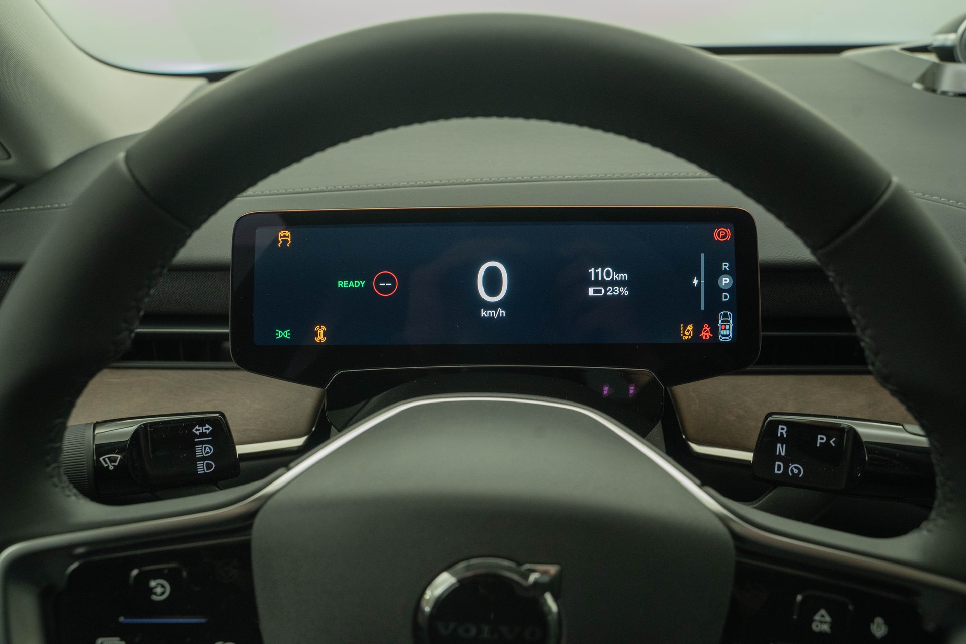 VOLVO ES90 Ultra-image-11