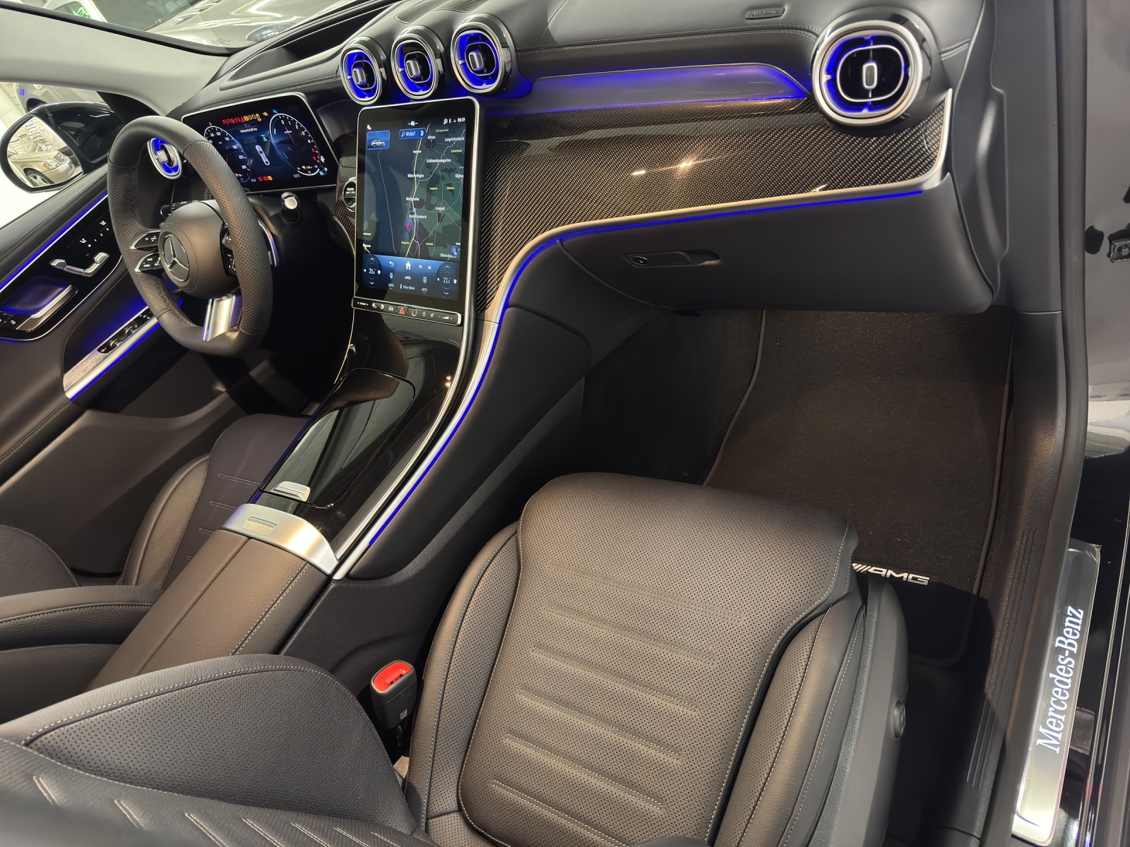 MERCEDES-BENZ GLC 300 de AMG Line 4Matic Coupé EQ Star-image-11