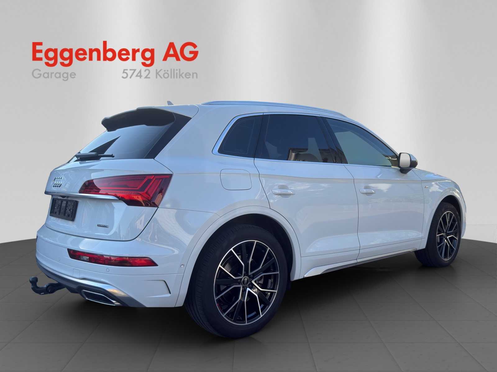 AUDI Q5 55 TFSI e PHEV S line quattro S-tronic, 8-fach bereift-image-4