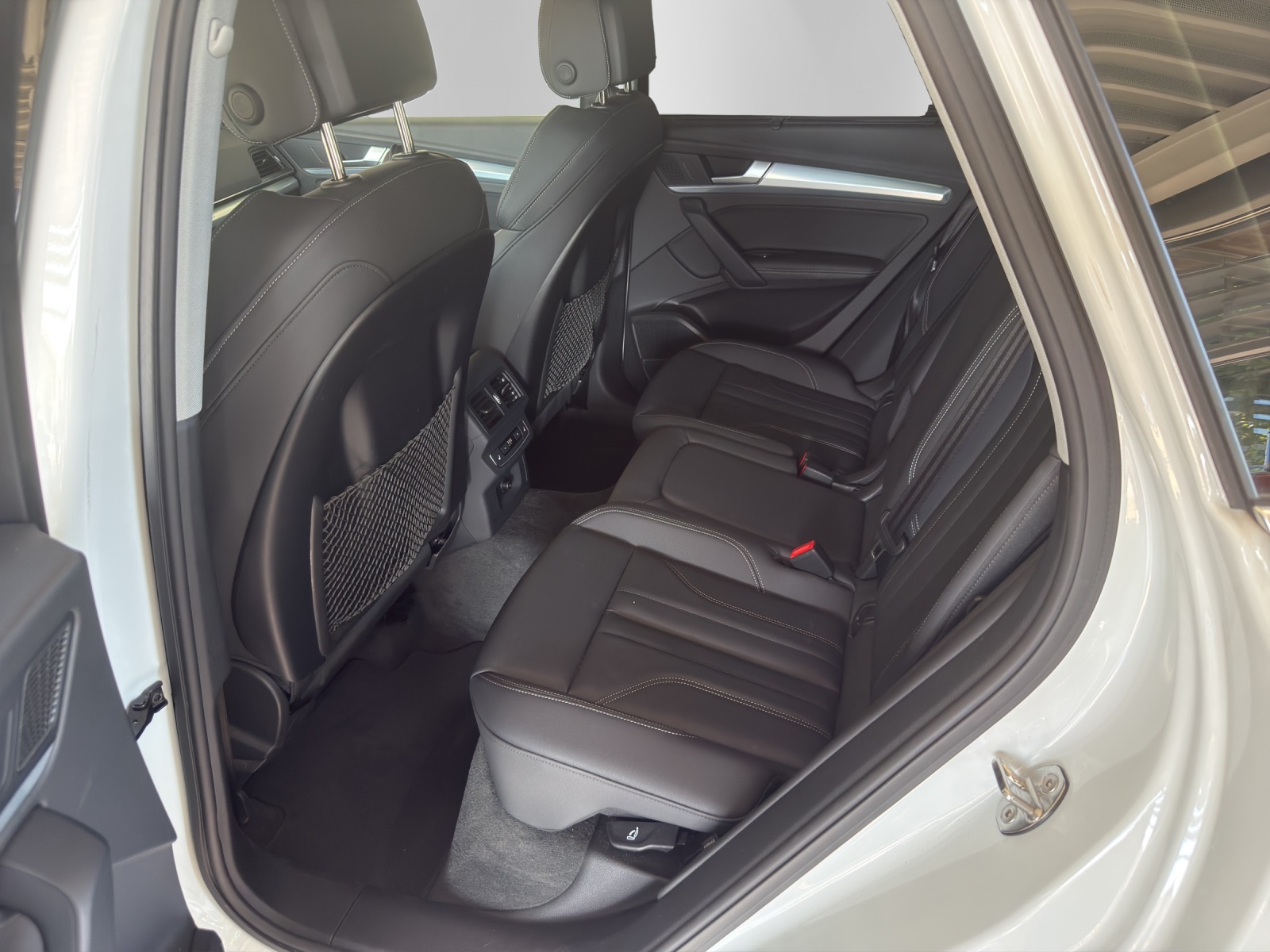 AUDI Q5 55 TFSI e PHEV S line quattro S-tronic, 8-fach bereift-image-9