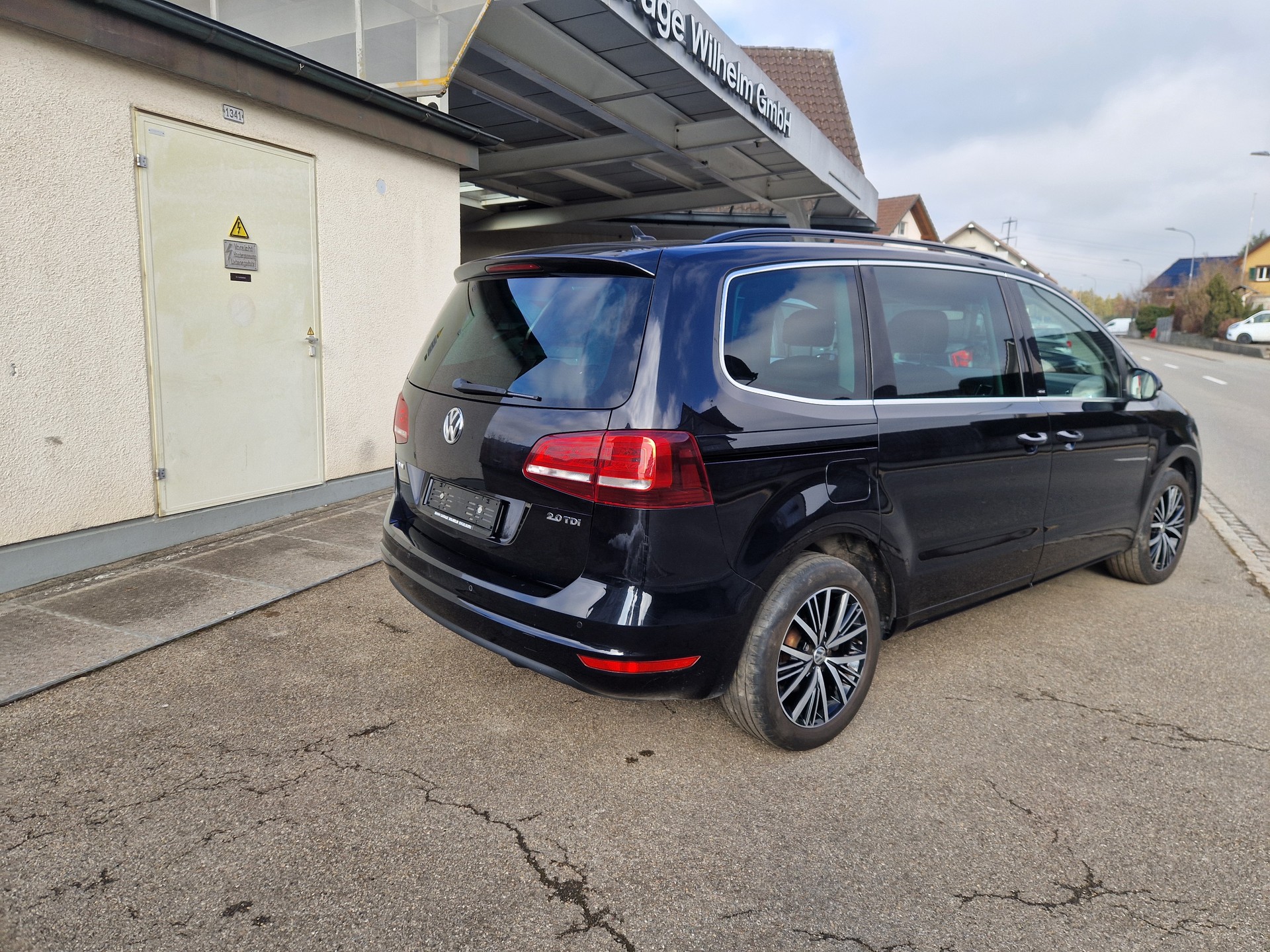 VW Sharan 2.0 TDI BMT Allstar DSG-image-3