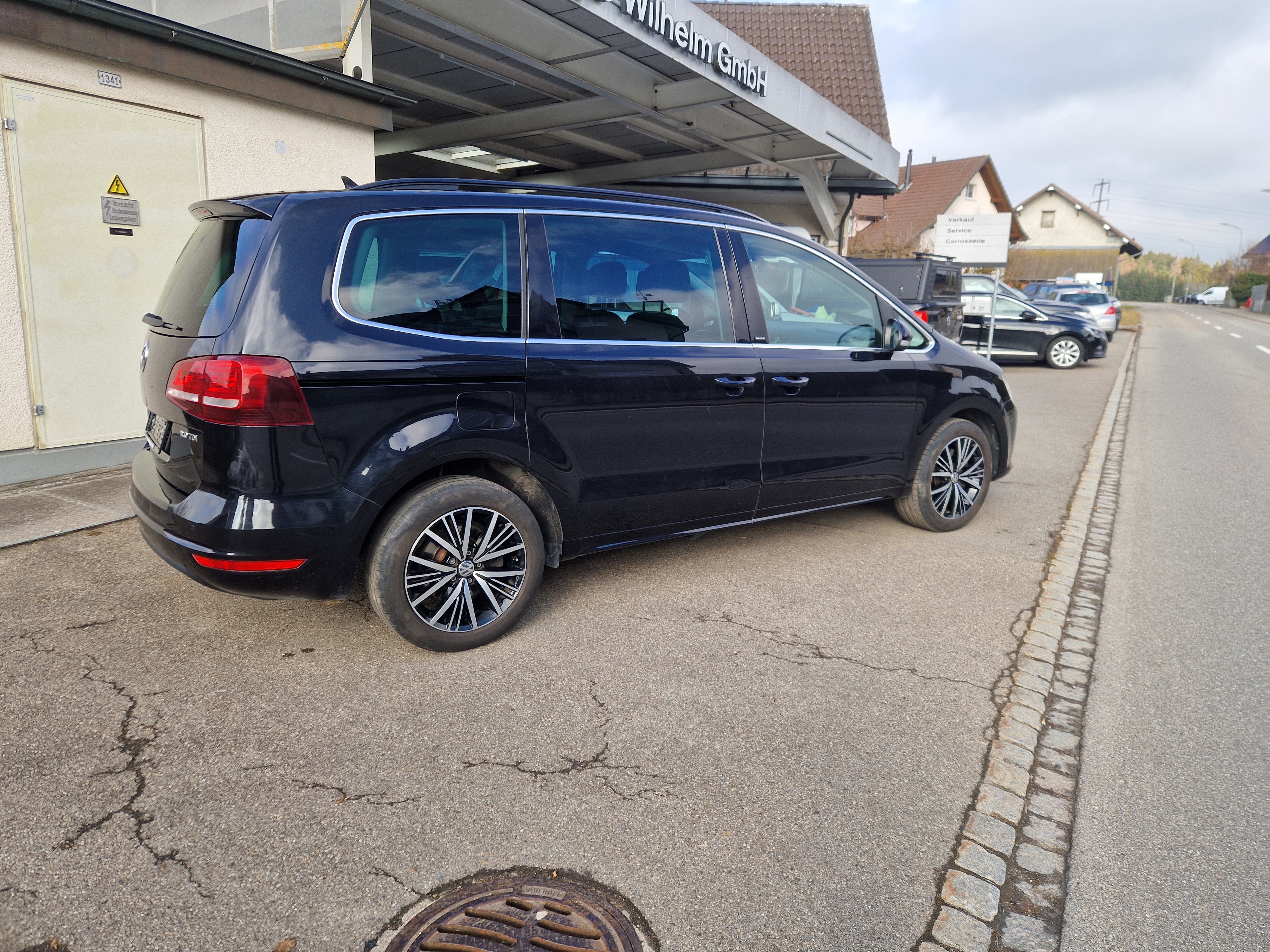 Car photo