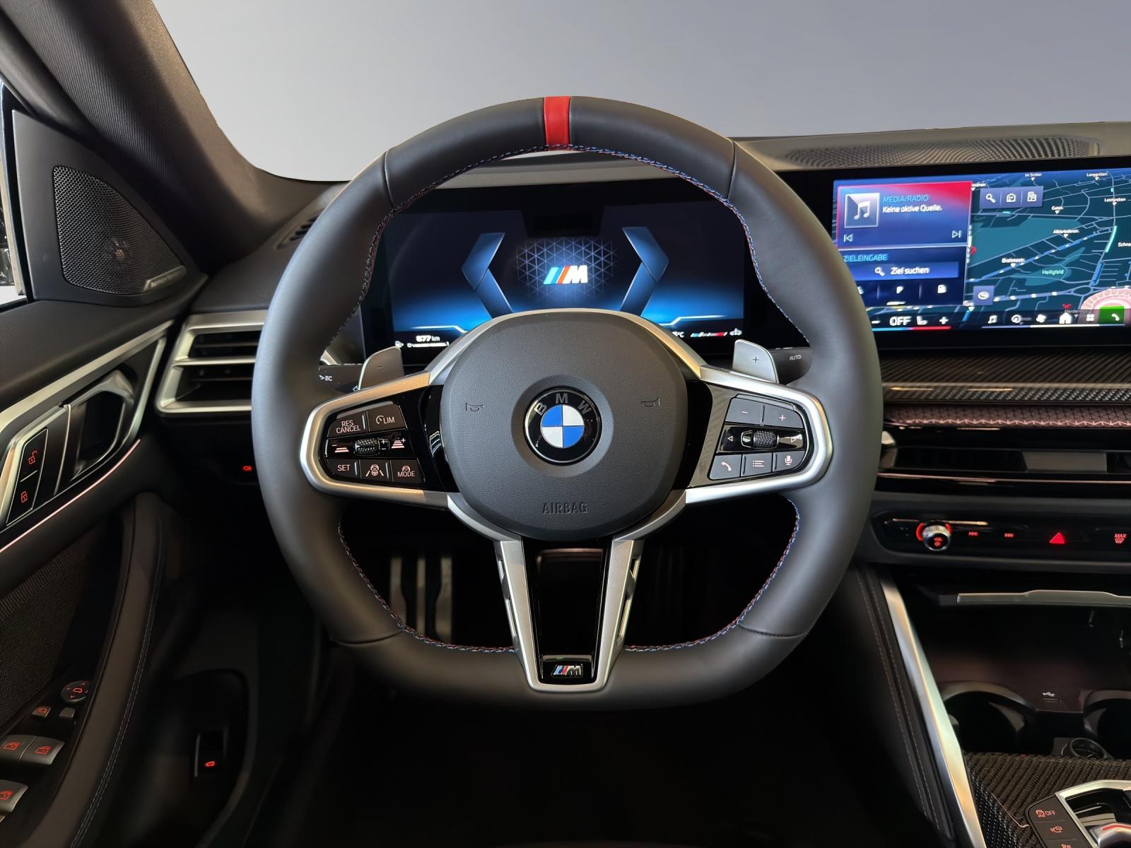 BMW M440i xDrive Gran Coupé-image-12
