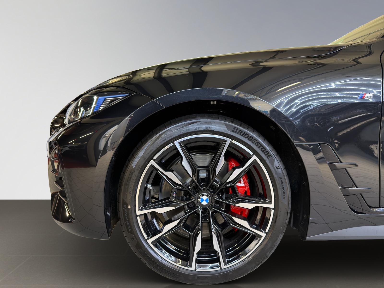 BMW M440i xDrive Gran Coupé-image-4