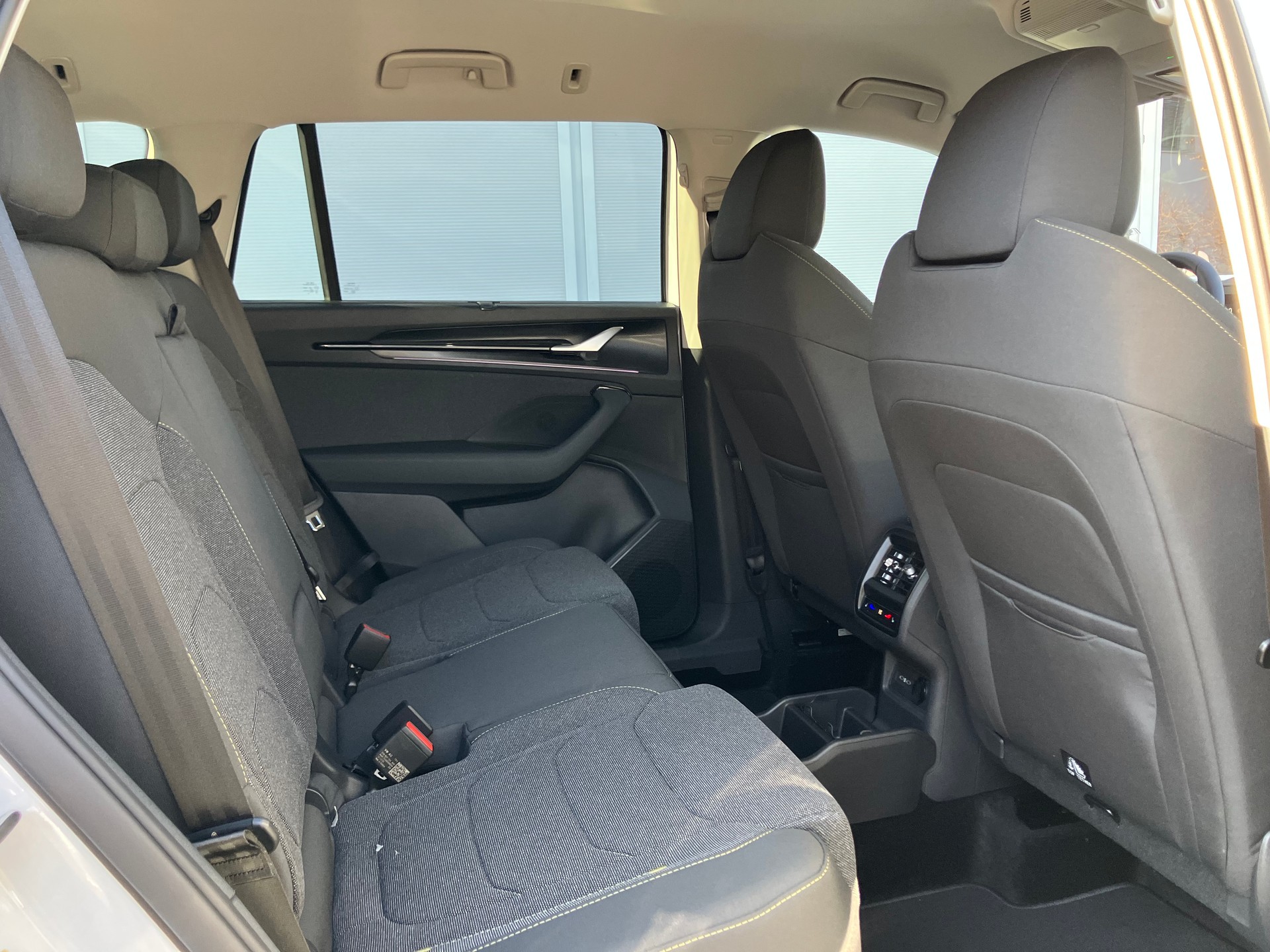 SKODA Kodiaq 2.0 TSI Dynamic 4x4 DSG-image-7