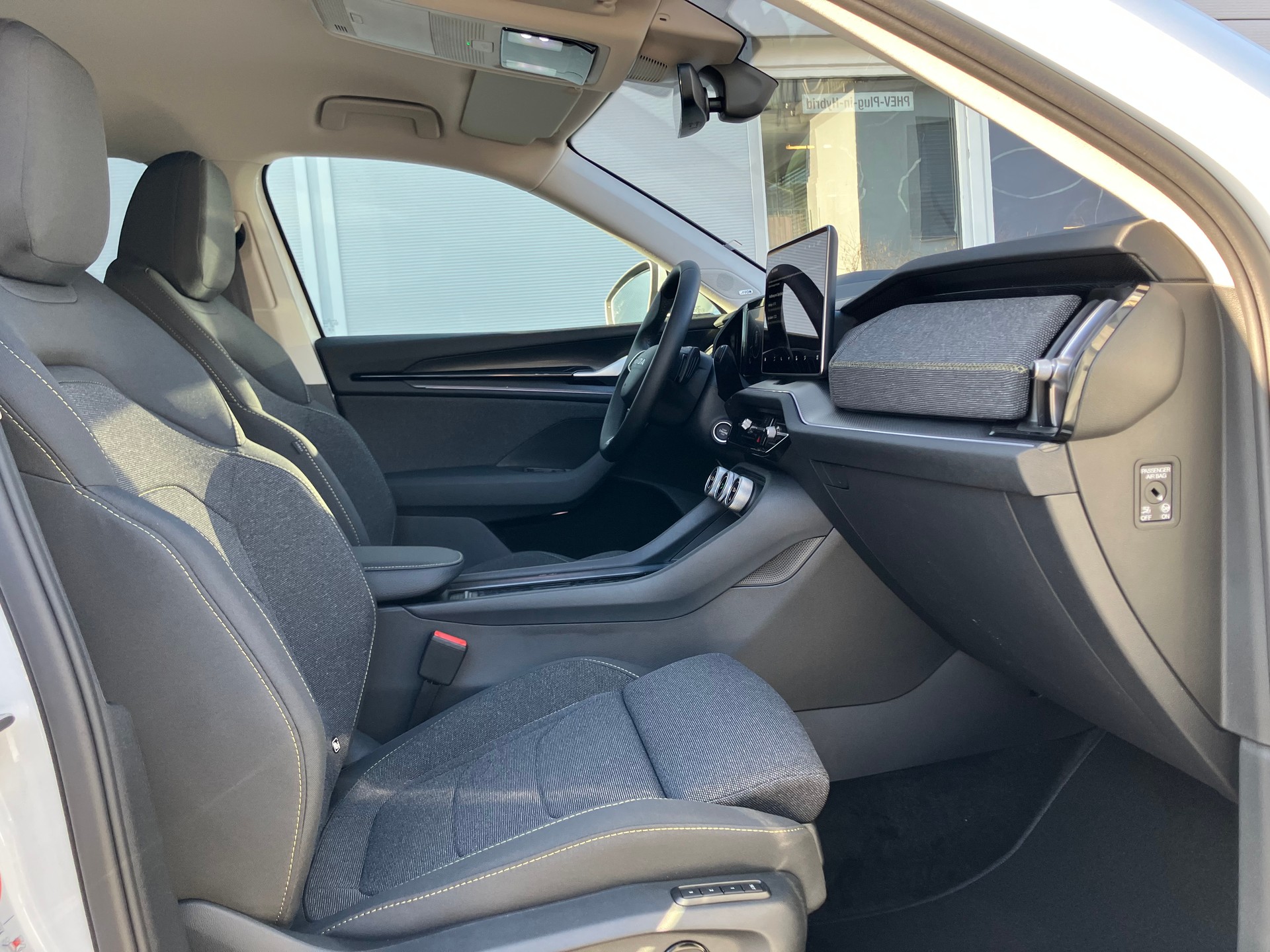 SKODA Kodiaq 2.0 TSI Dynamic 4x4 DSG-image-8