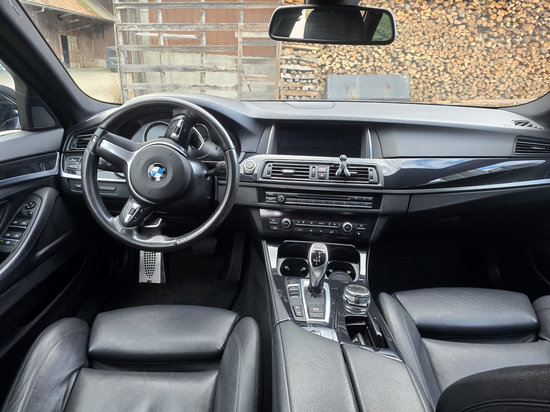 BMW 525d Touring xDrive Steptronic-image-6