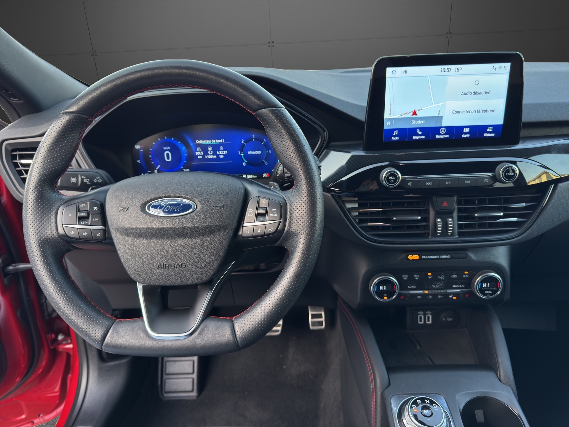 FORD Kuga 2.0 TDCi EcoBlue ST-Line X 4WD-image-12