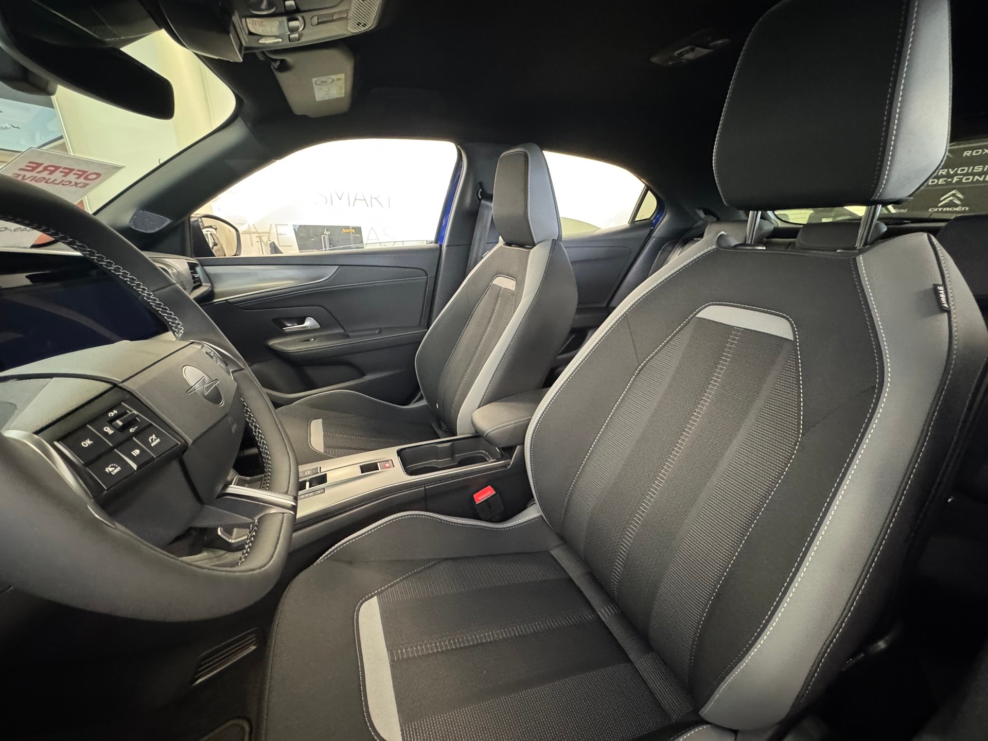OPEL Mokka 1.2 Direct Injection Turbo MHEV GS-image-4