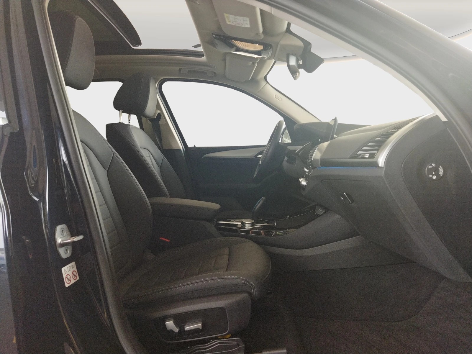 BMW iX3 Inspring-image-9