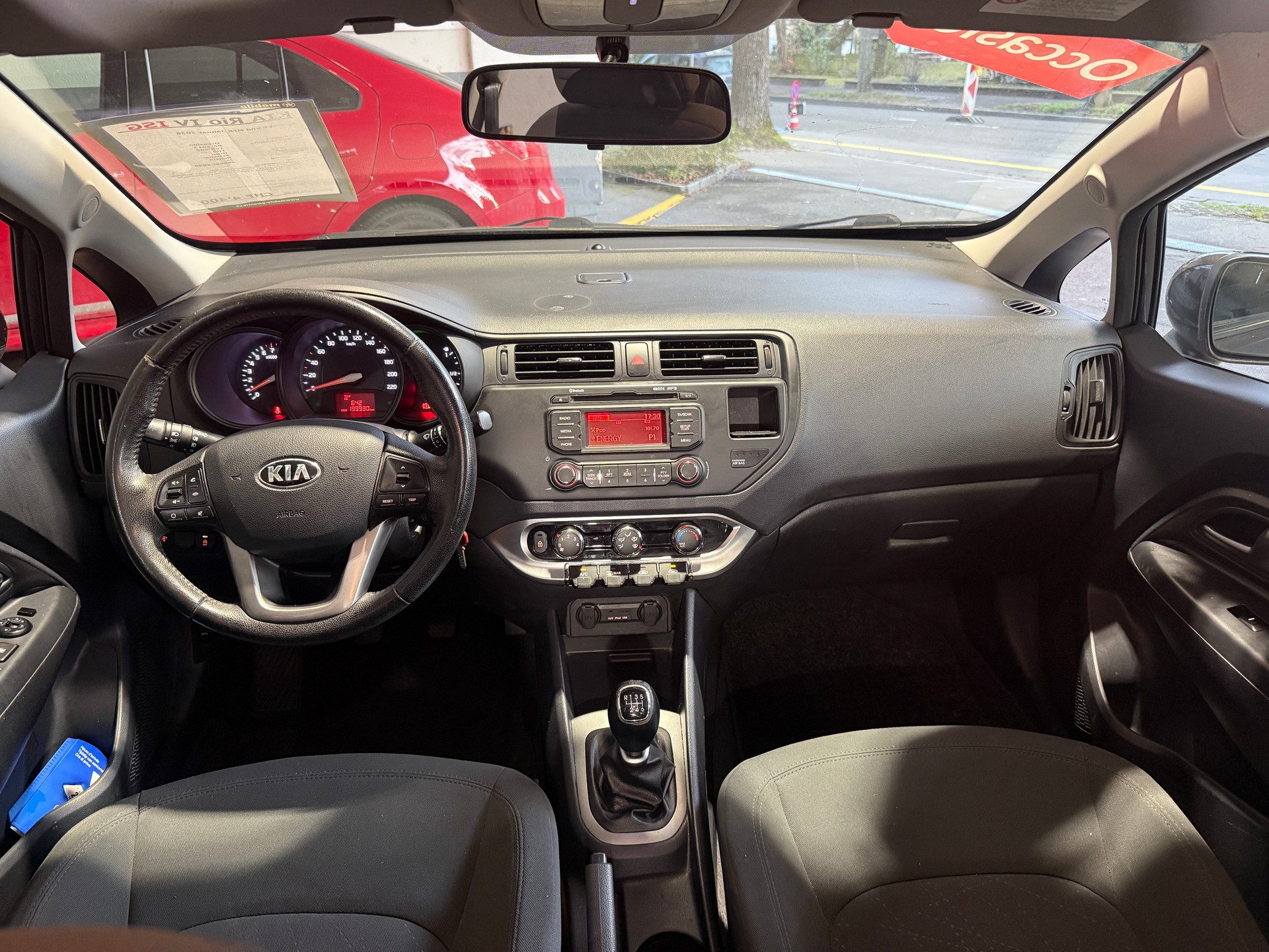 KIA Rio 1.4 CVVT Style-image-10