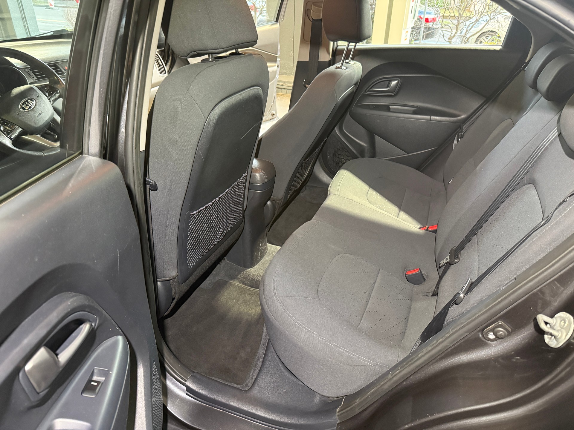 KIA Rio 1.4 CVVT Style-image-8